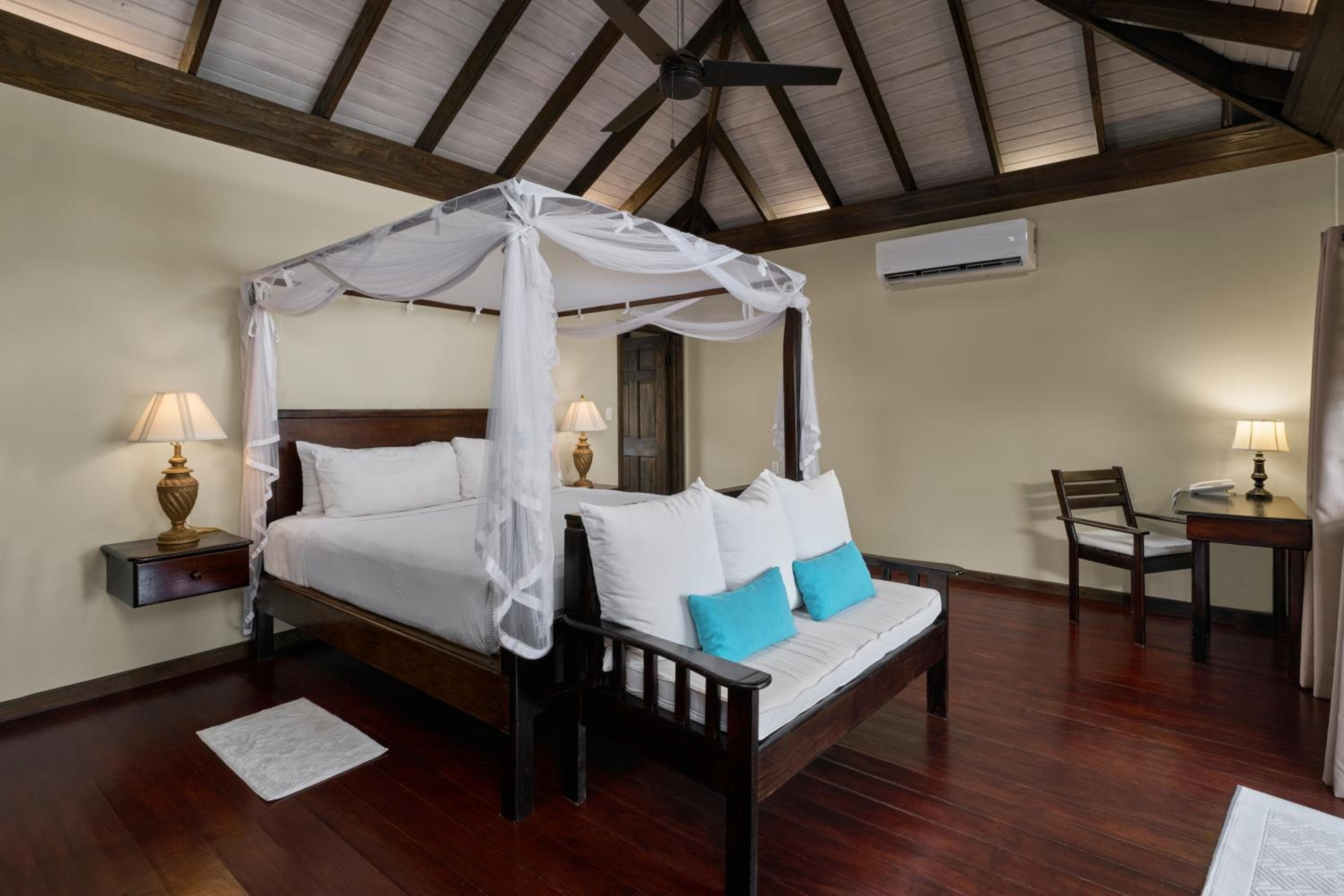 Keyonna Beach - All Inclusive - Couples Only
