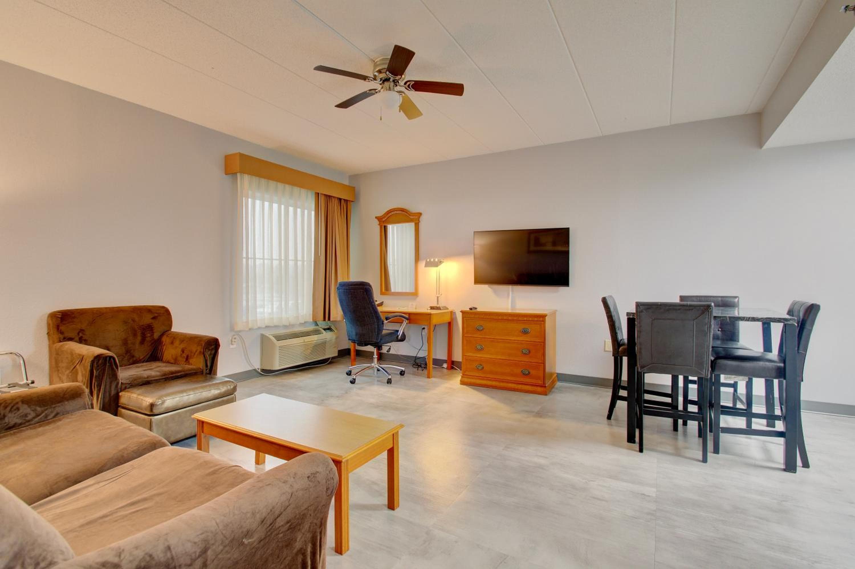 Quality Inn & Suites CVG Airport