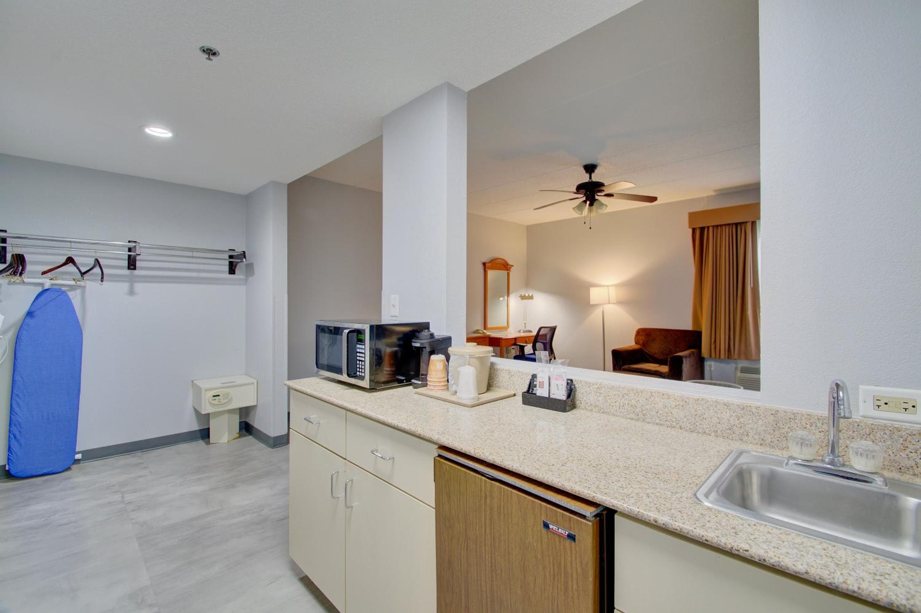 Quality Inn & Suites CVG Airport