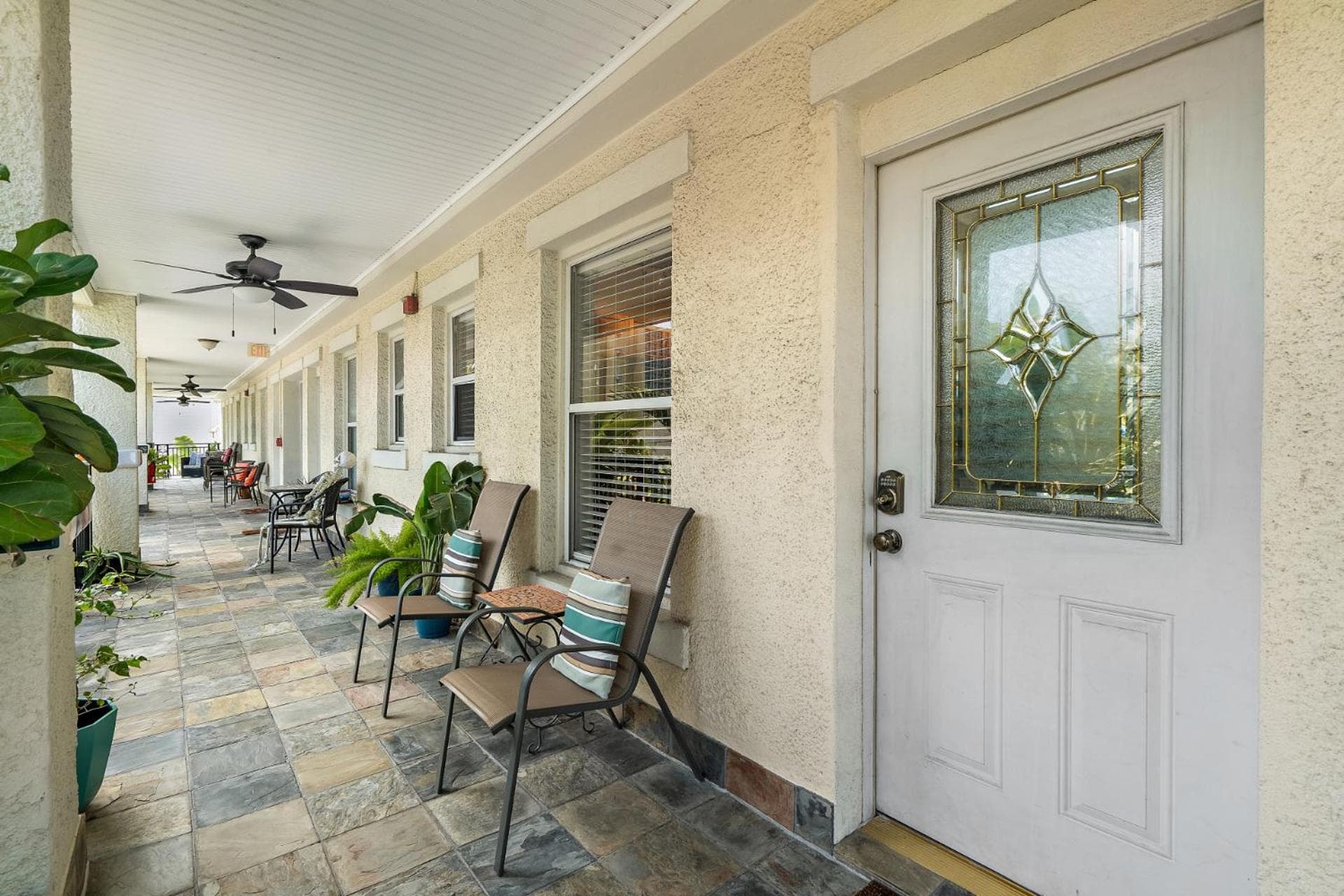Wine-Dine-Sunshine Cozy Flat in The Heart of DTSP