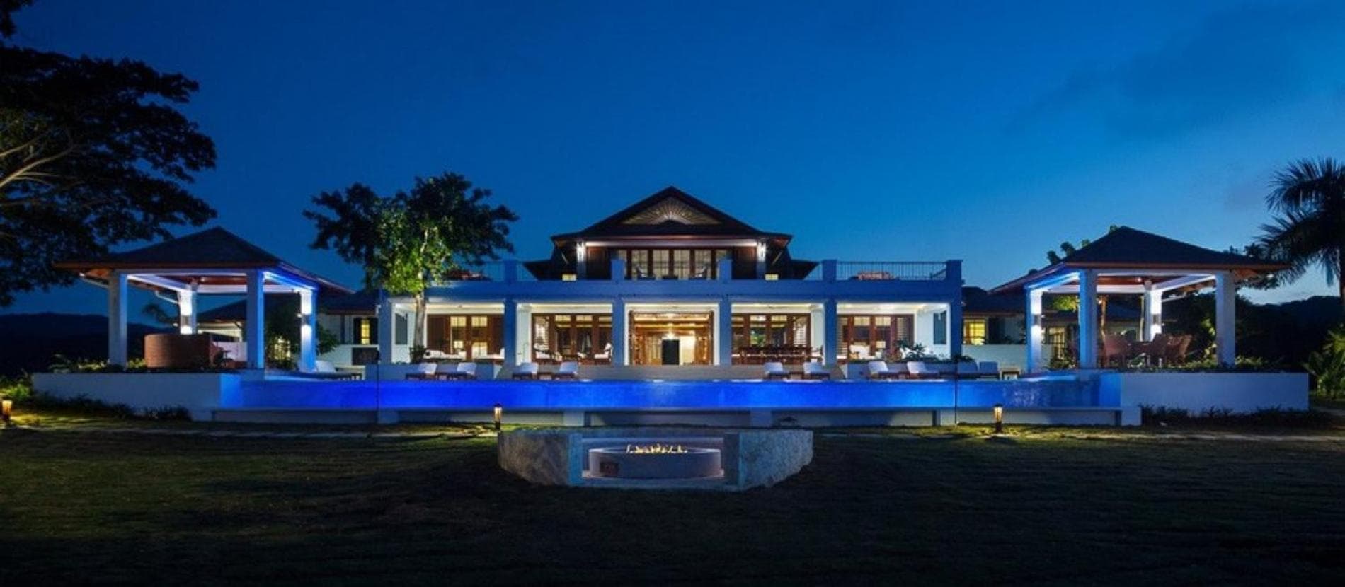 Luxury 5 Bedroom Bella Vista Villa