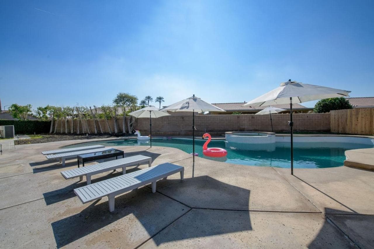 Desert Escape - Private Pool - Spa