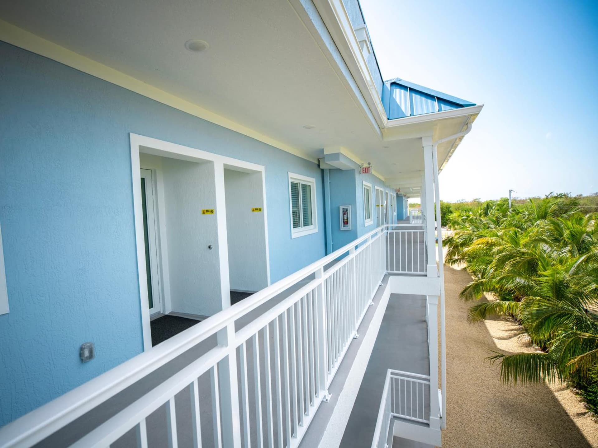 Sugarloaf Key Hotel at KOA Resort