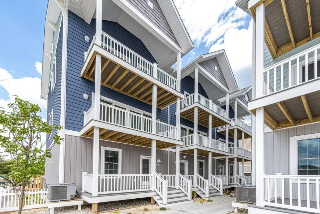 Beach House on the MD-DE Border of Ocean City!