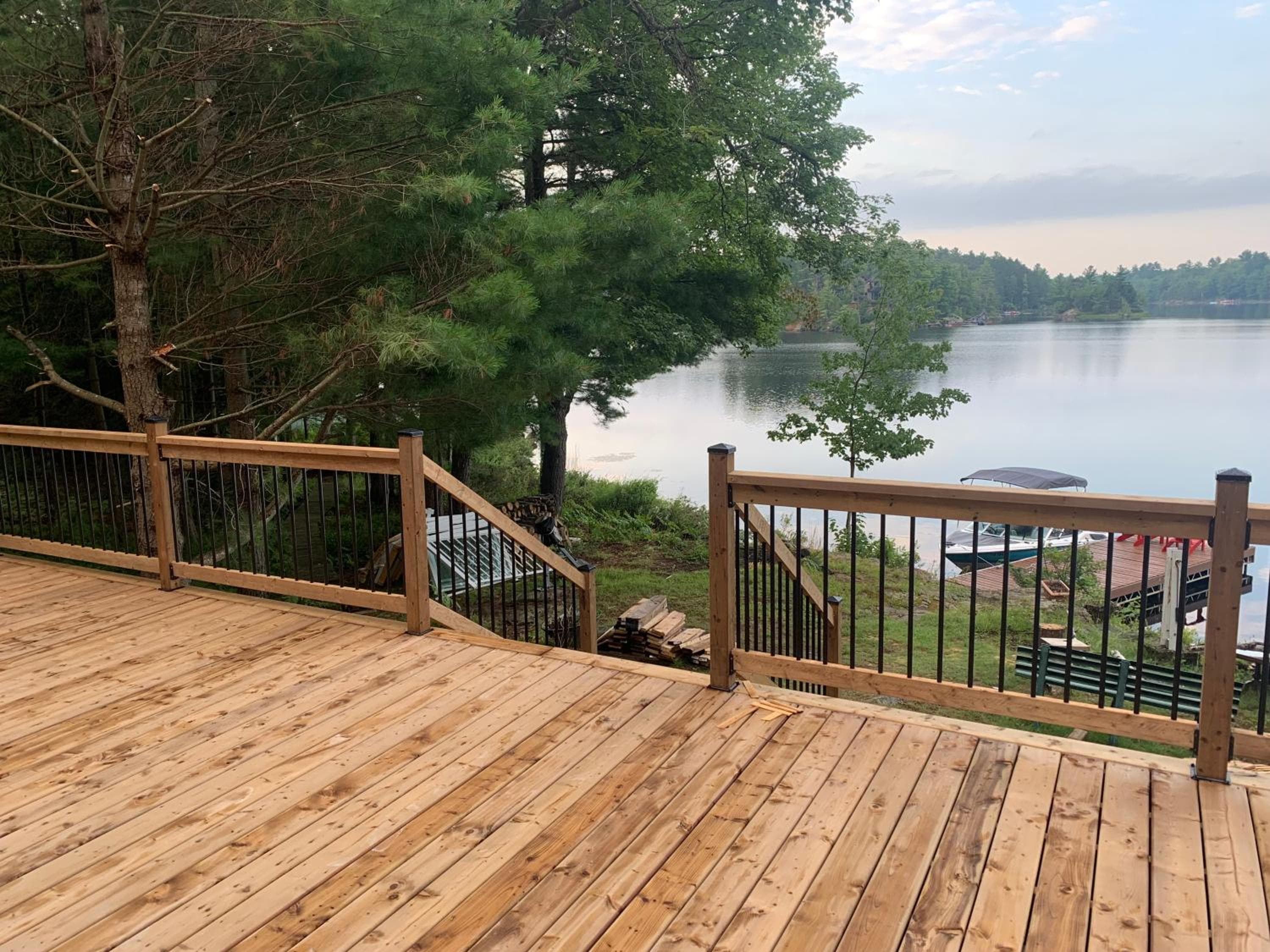 Davi's Lake House