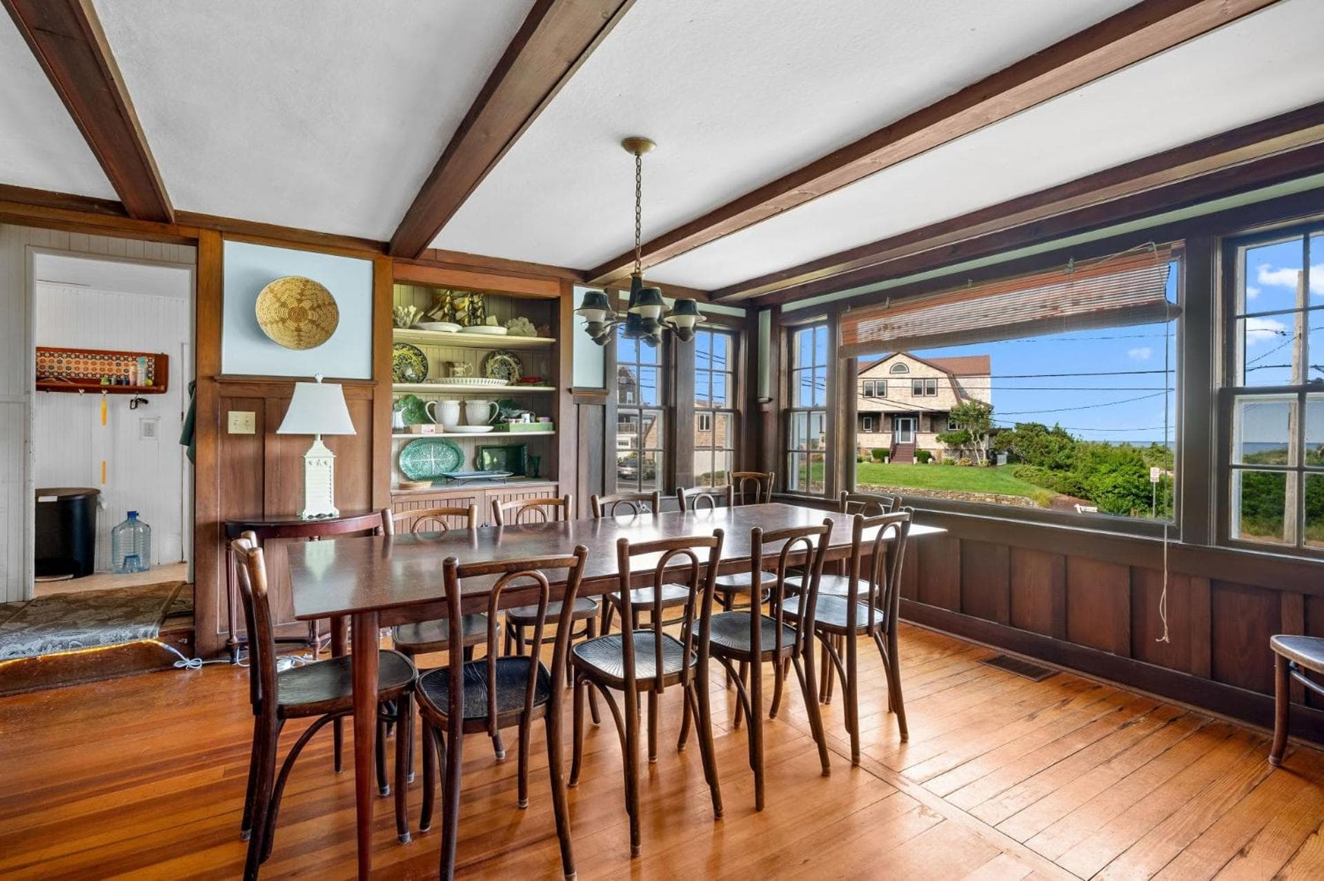 Family-Friendly Sagamore Beach Cottage Escape