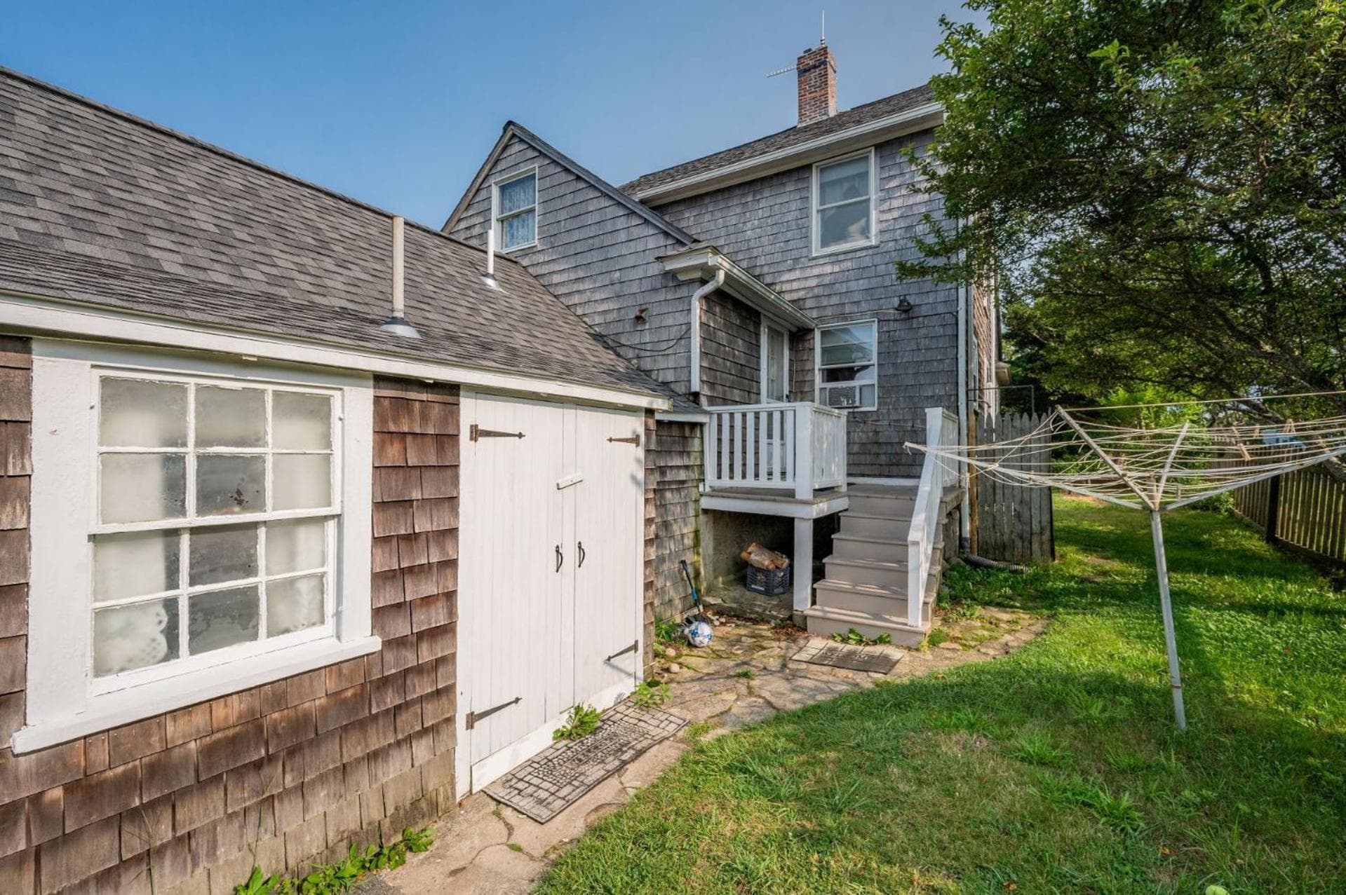 Family-Friendly Sagamore Beach Cottage Escape