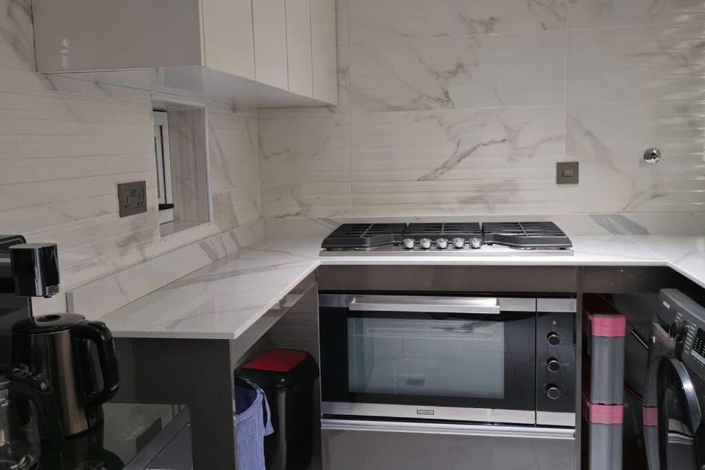 Private Modern 2-bedroom Home