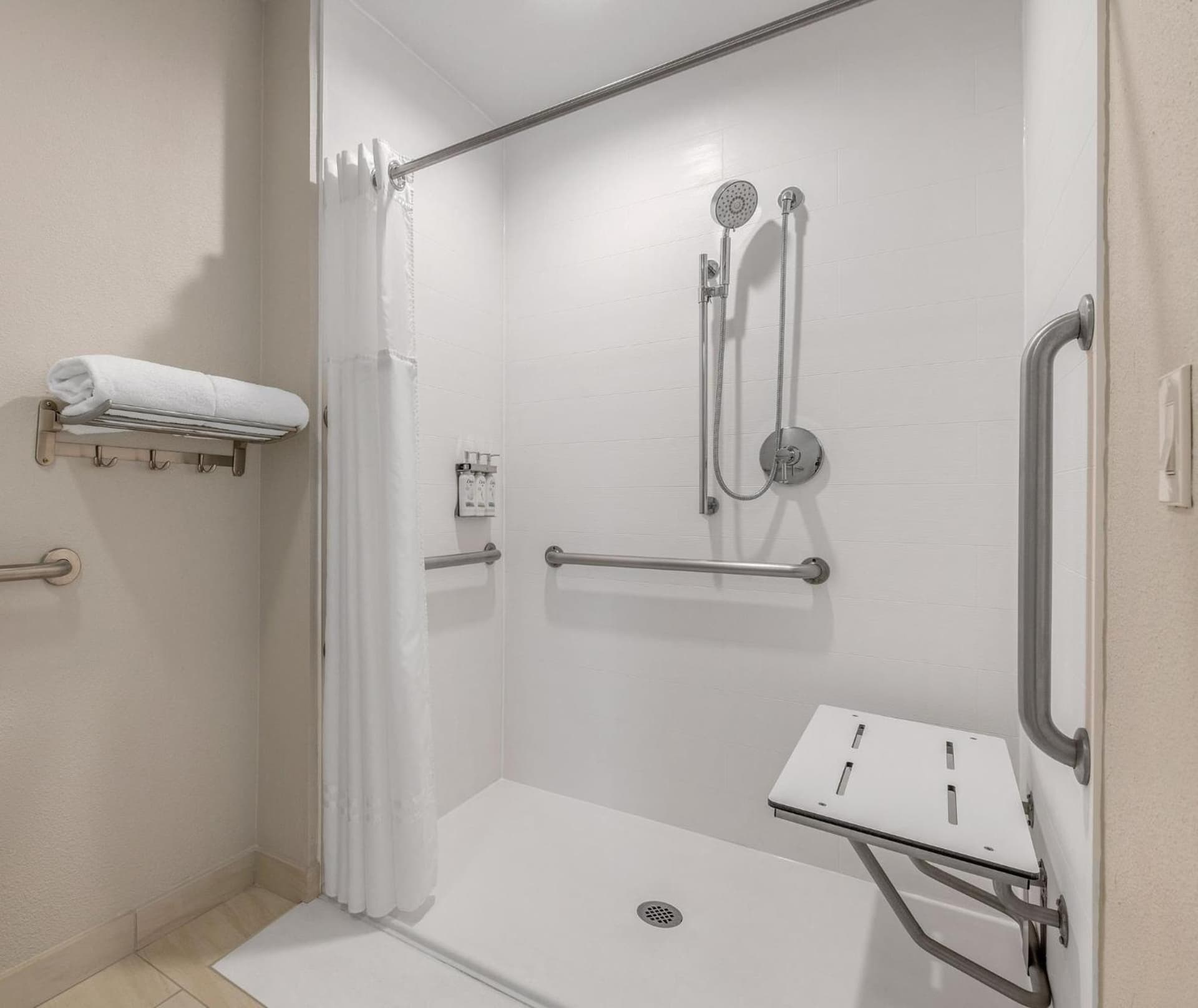 Holiday Inn Express San Diego - Sorrento Valley by IHG