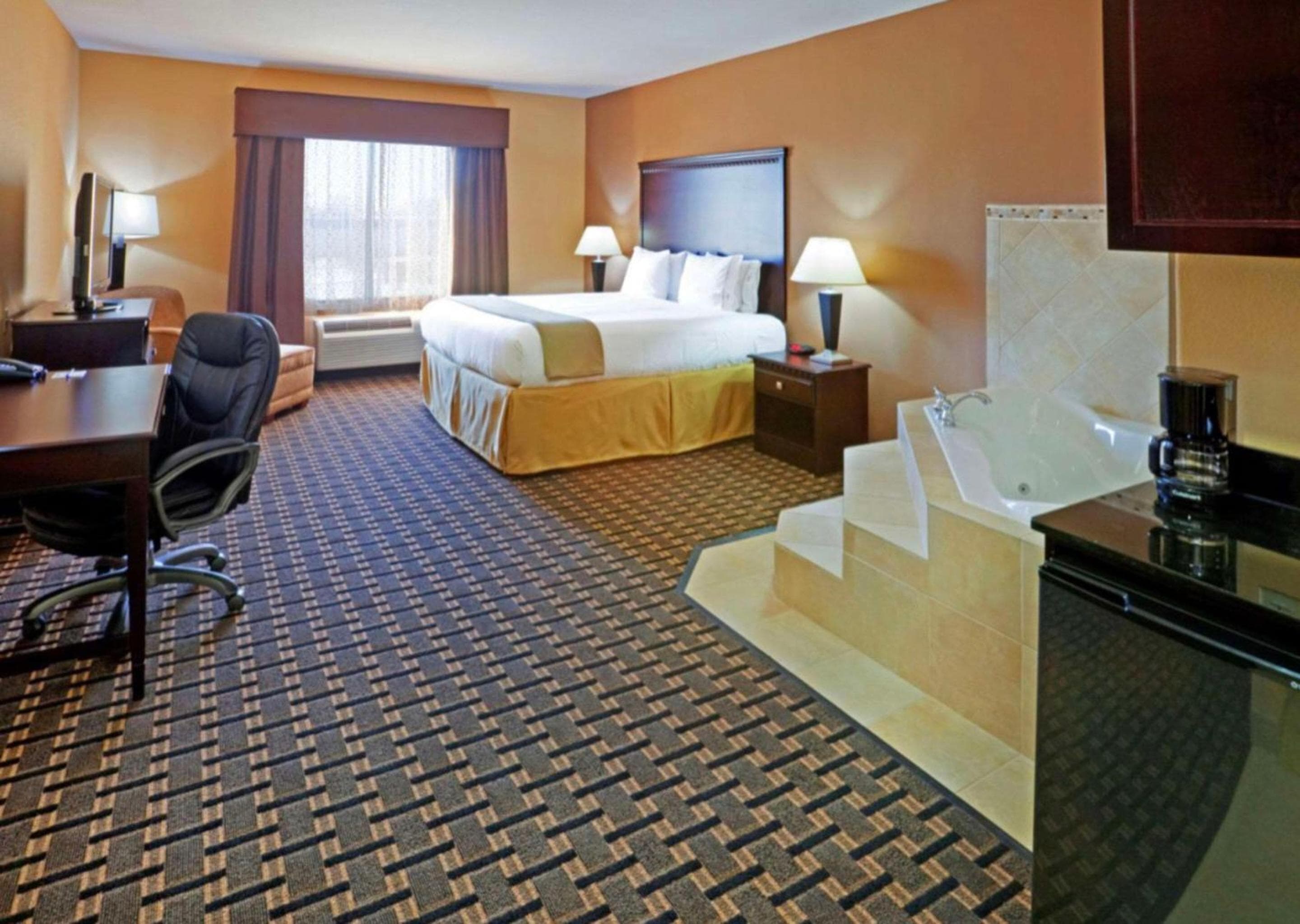 Comfort Inn & Suites Dallas Medical-Market Center