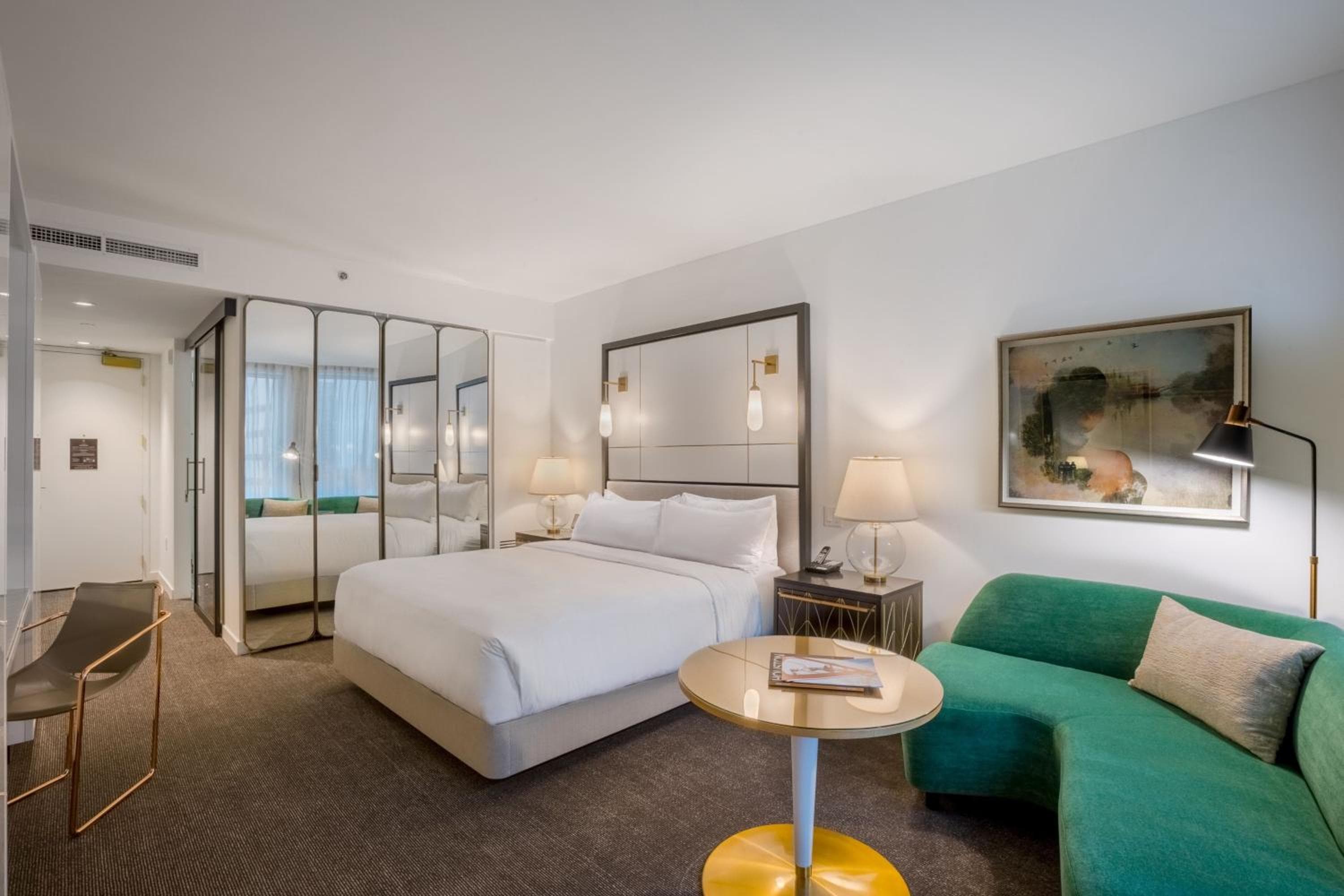 The Laura Hotel, Houston Downtown, Autograph Collection