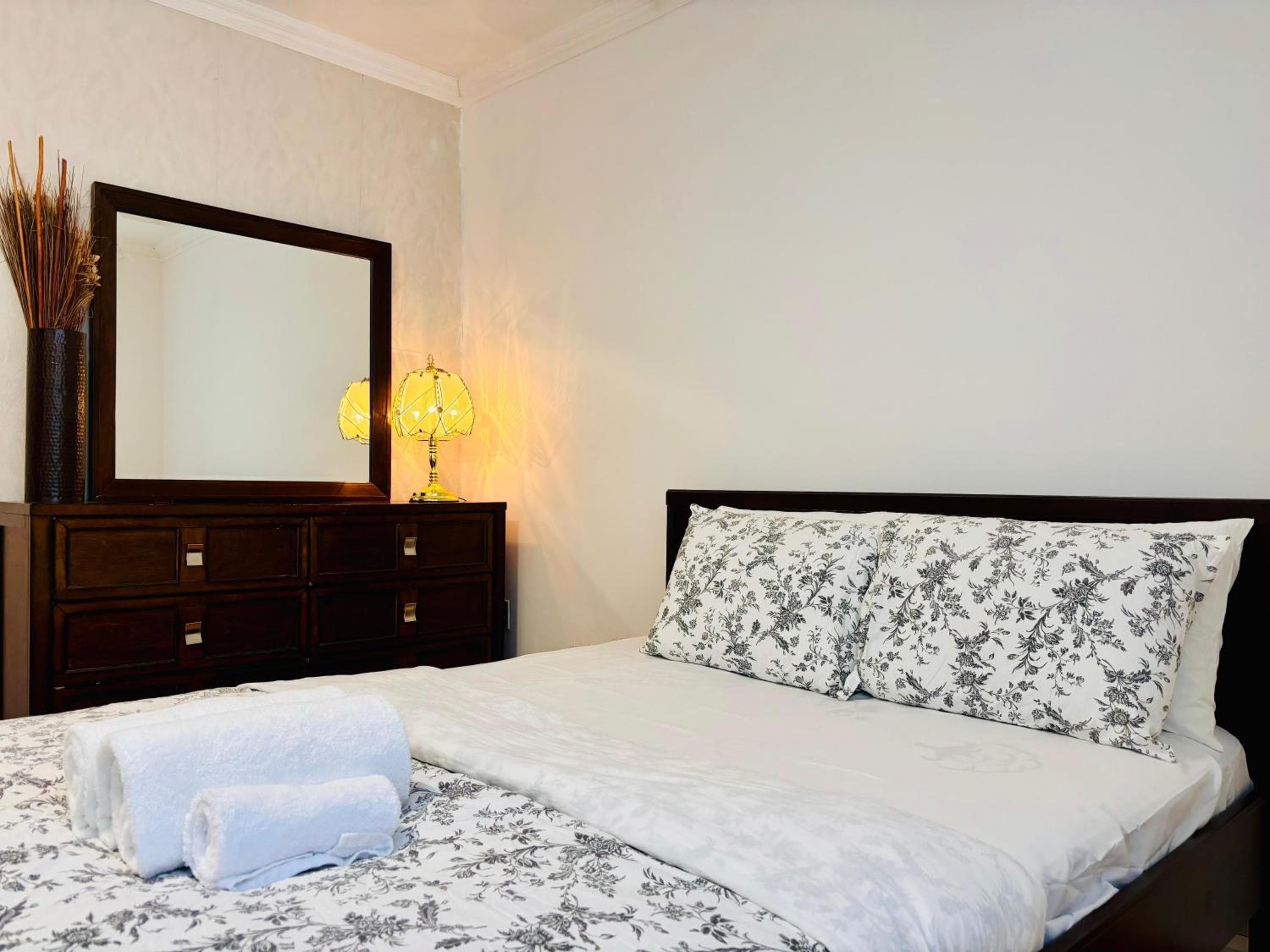 Relaxation Retreat Unit- Free Parking