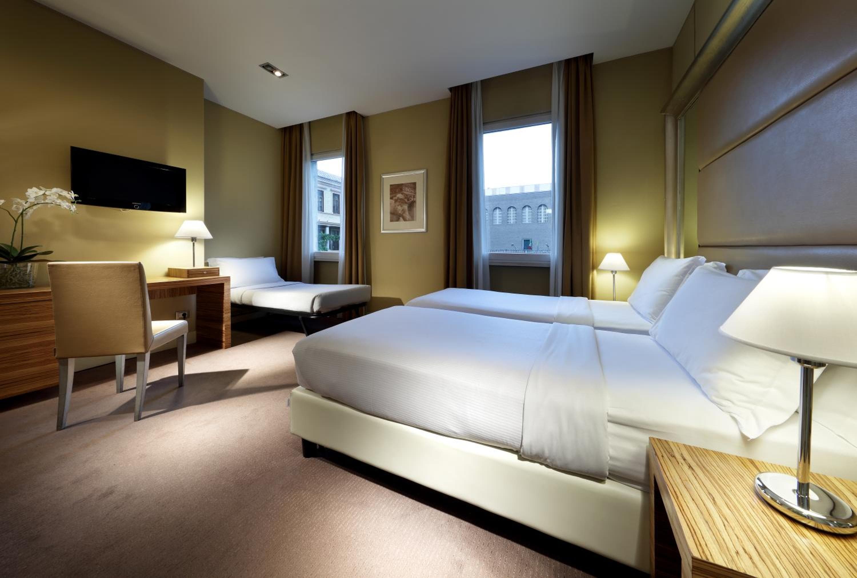 Mercure Roma Centro Saint John