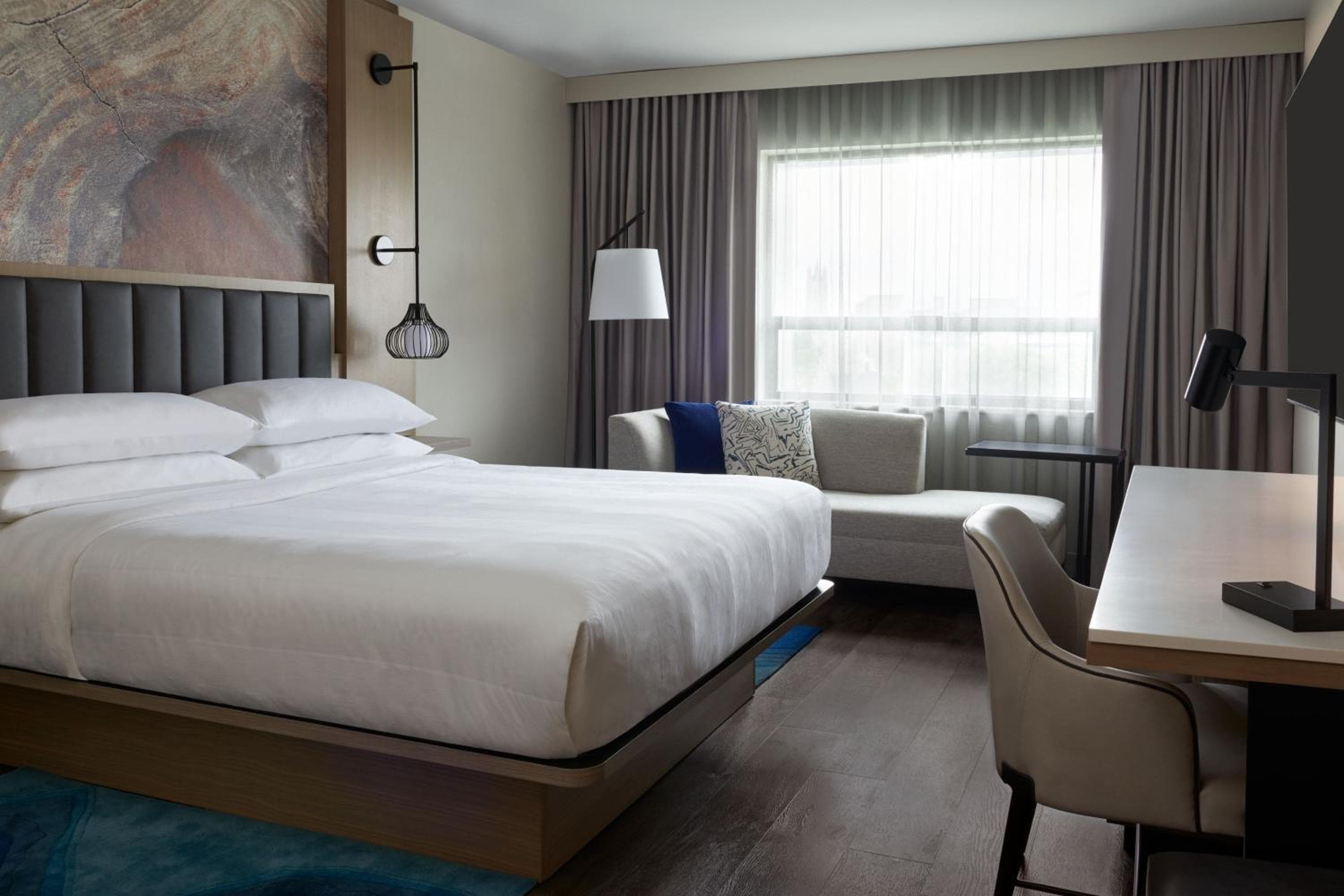 Kingston Marriott Hotel