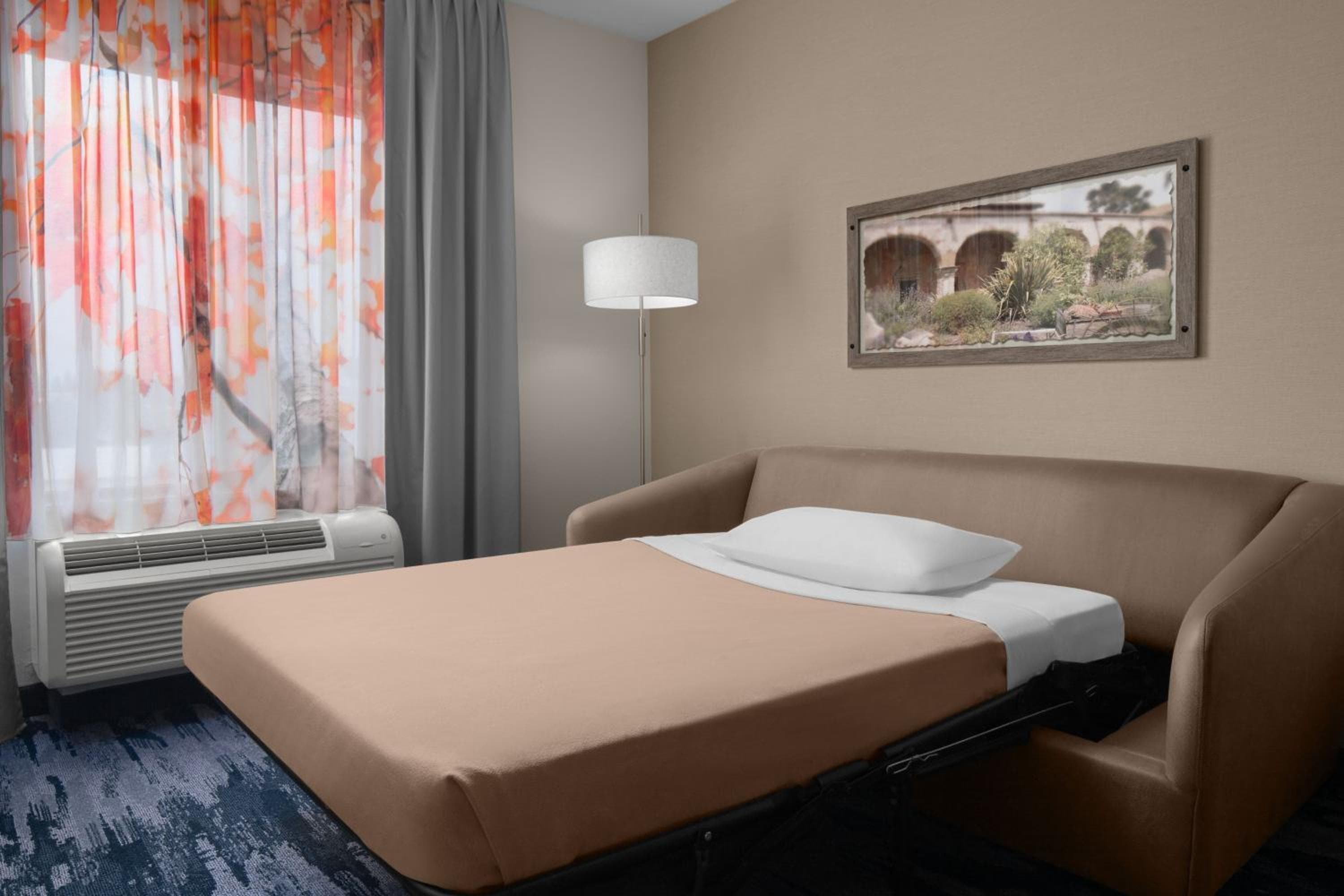 Fairfield Inn & Suites by Marriott Tustin Orange County