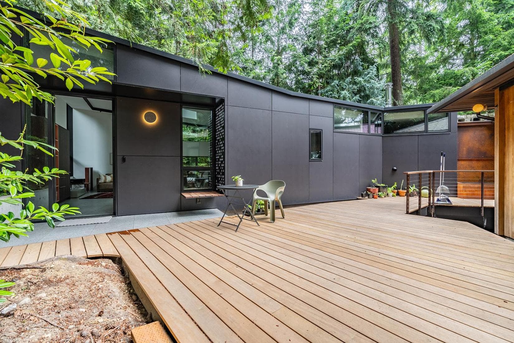 Hip Studio Central Bellevue
