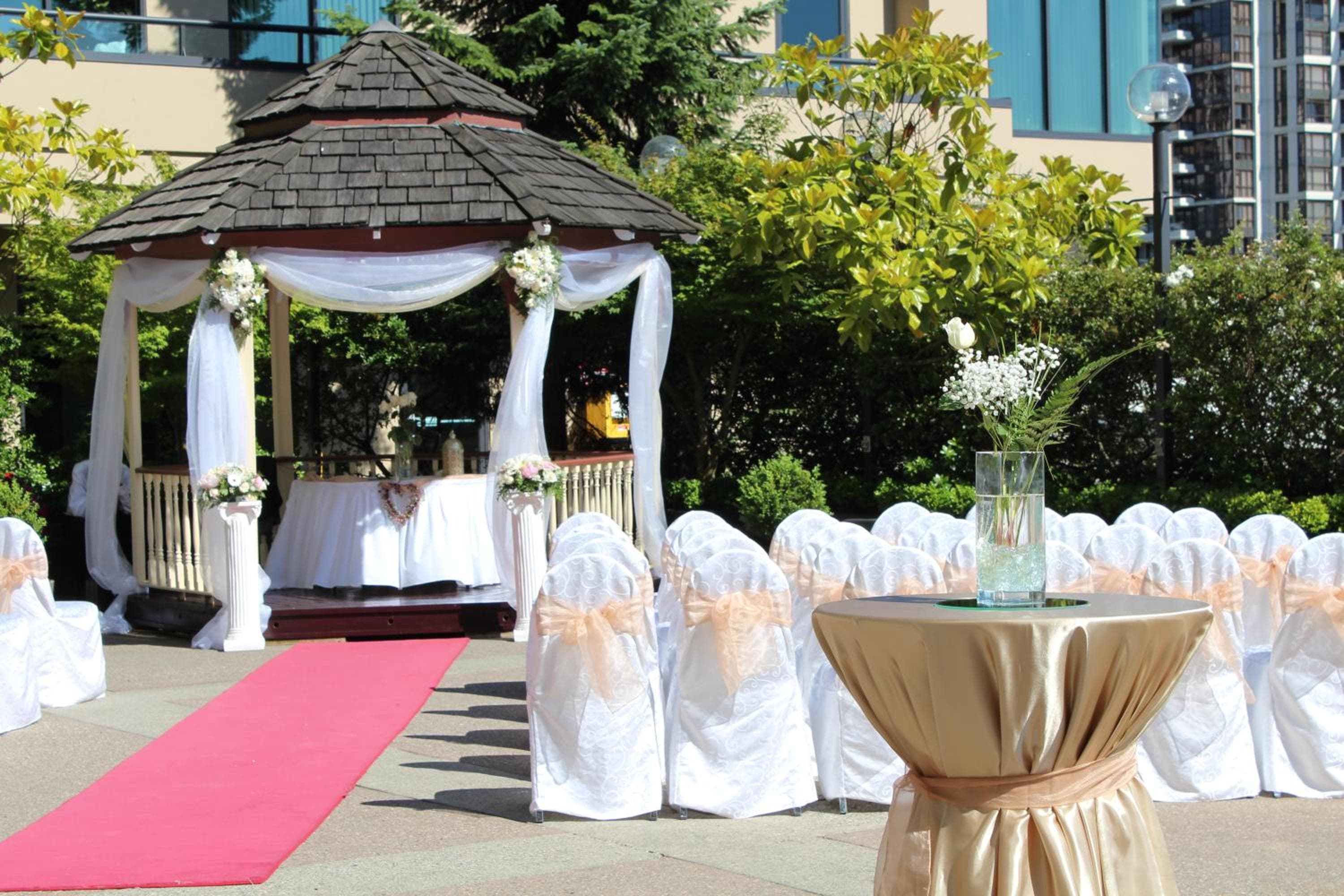 Executive Suites Hotel & Conference Center, Metro Vancouver