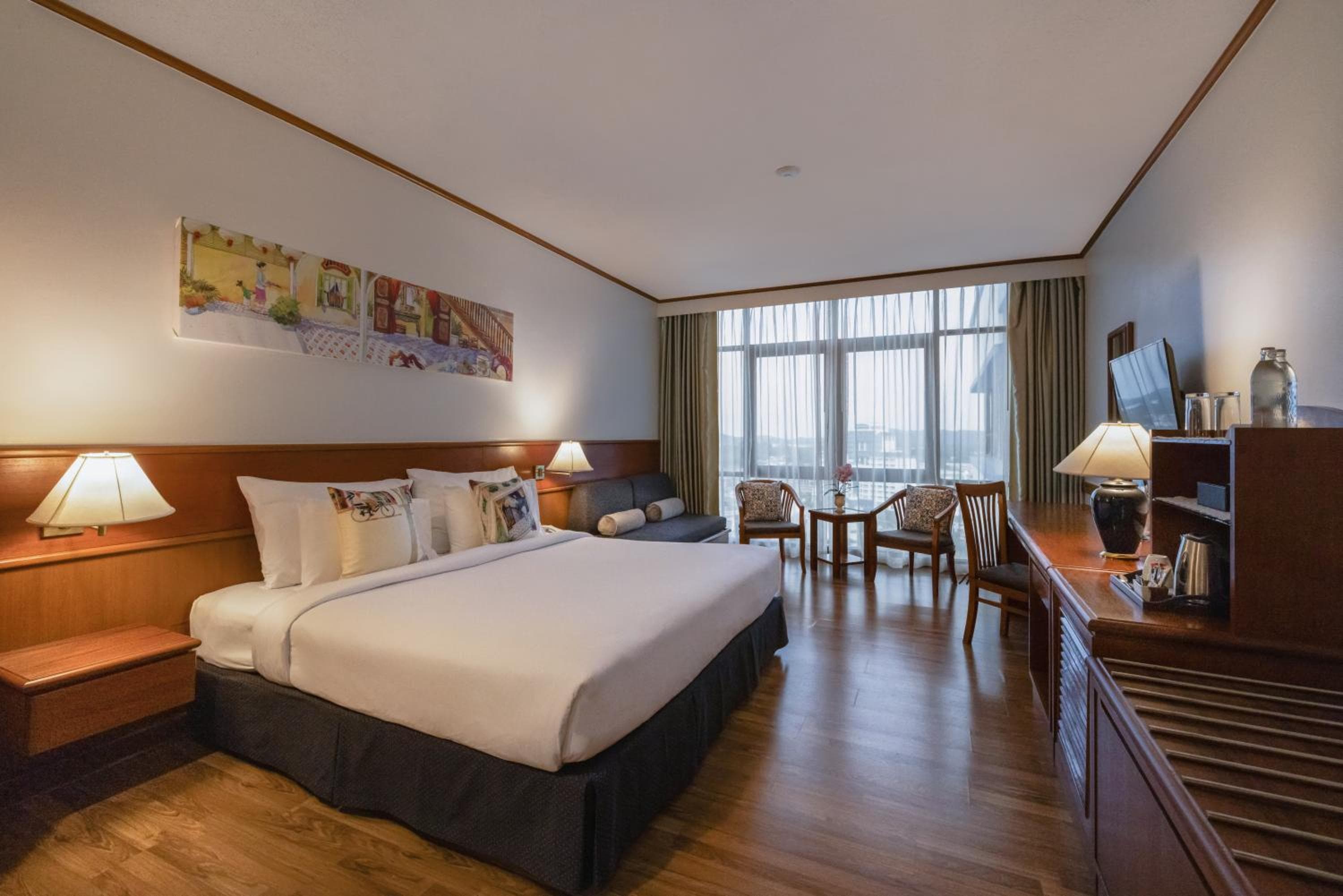 Royal Phuket City Hotel