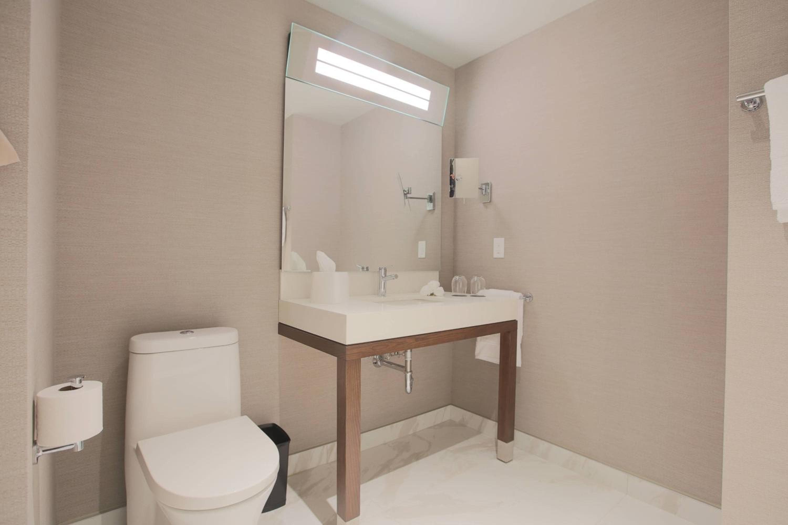 Courtyard by Marriott Montreal Brossard