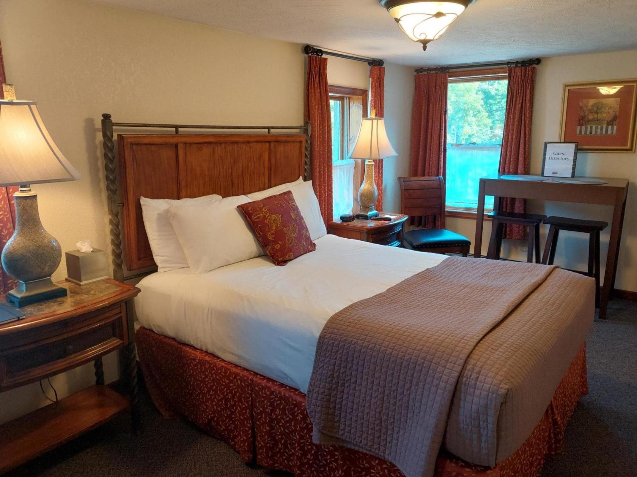Woodfield Manor - A Sundance Vacations Property
