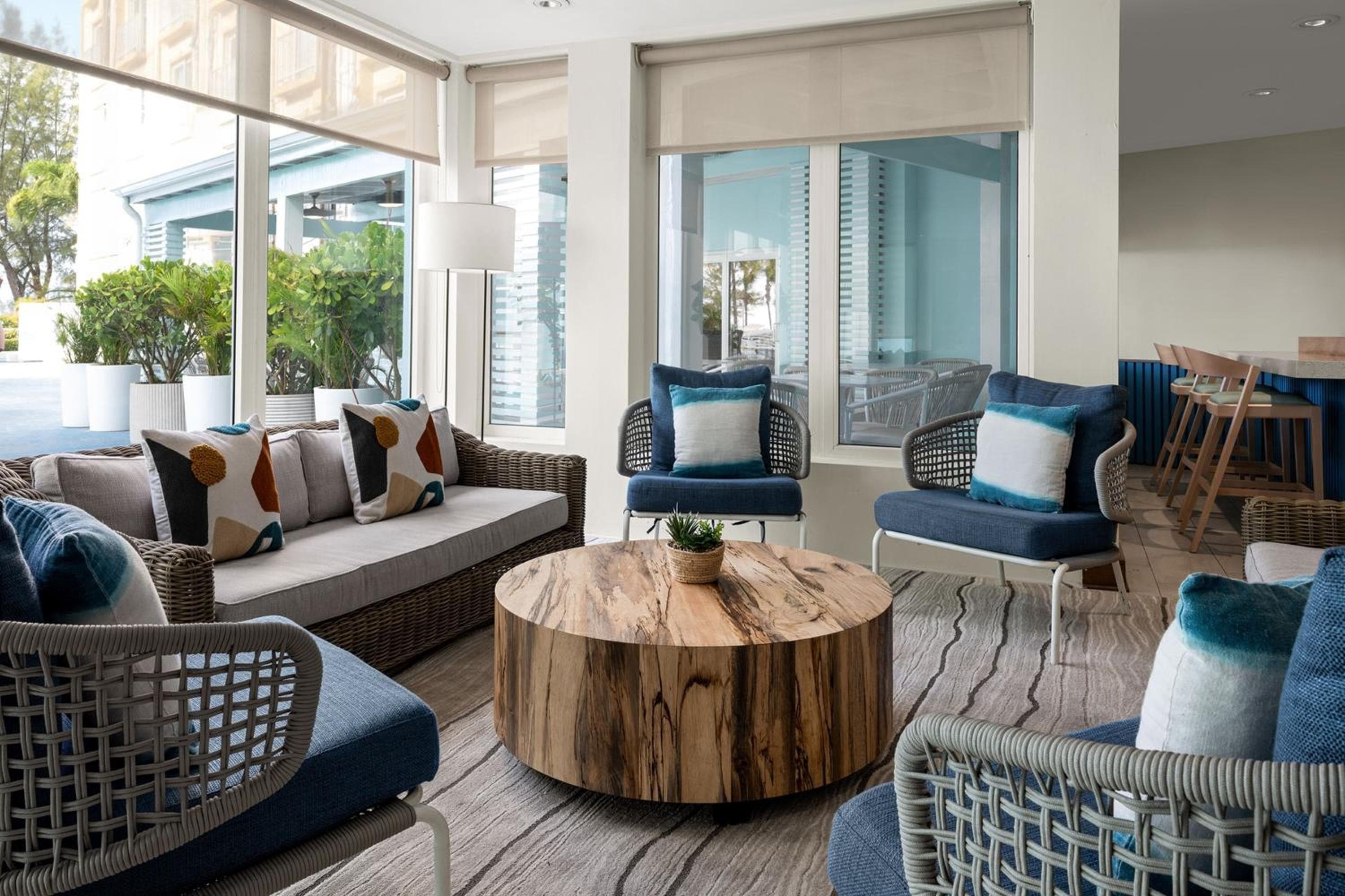 Courtyard by Marriott Nassau Downtown/Junkanoo Beach
