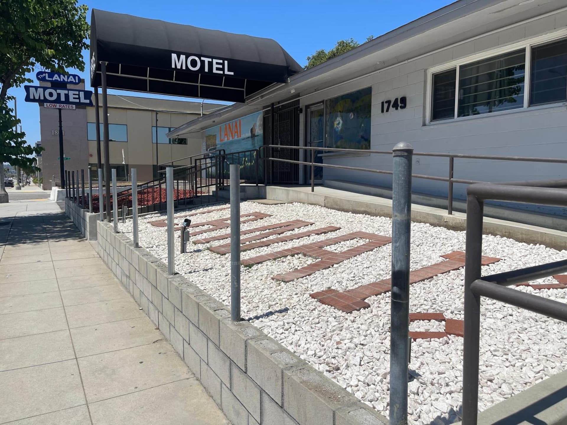 Lanai Motel