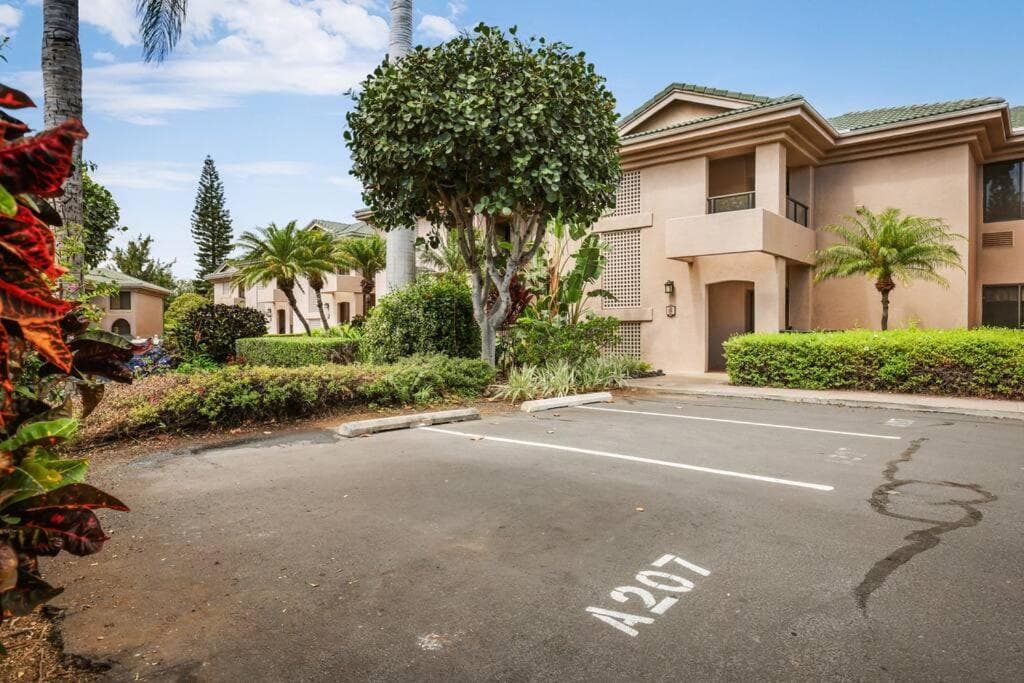 Waikoloa Fairways Unit A207 Golf Ocean View 2BD 2BA