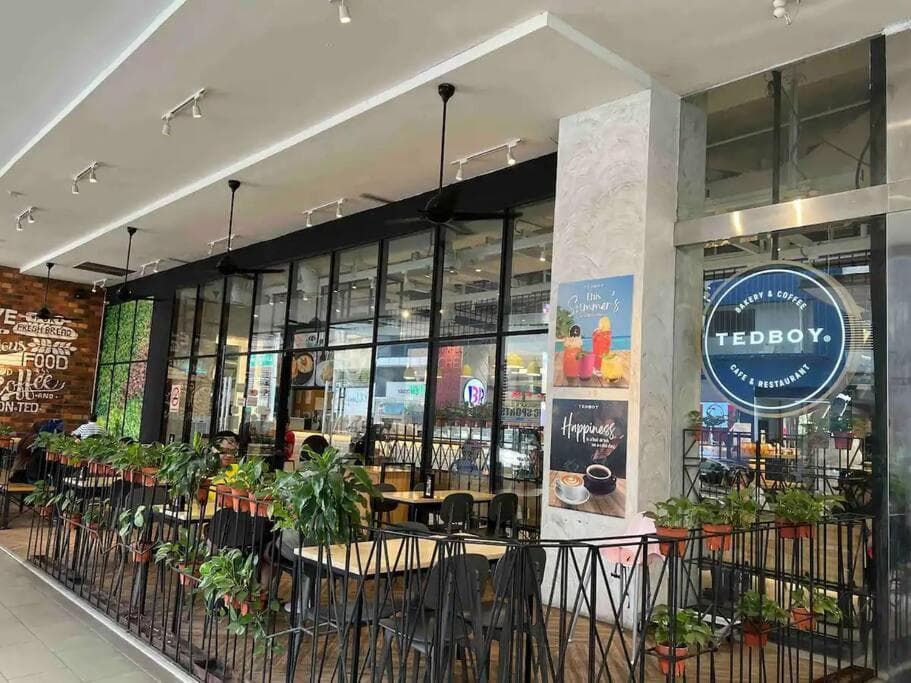 Urban Haven Suites at Atria Sofo