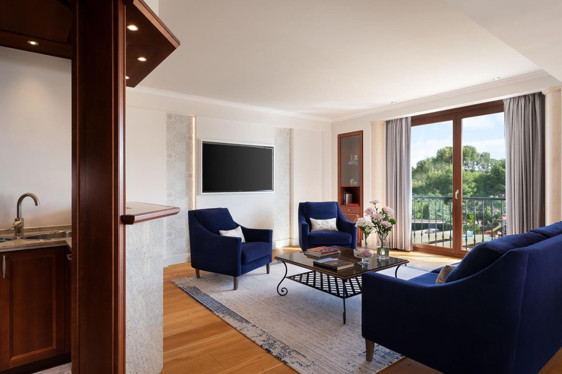The St. Regis Mardavall Mallorca Resort