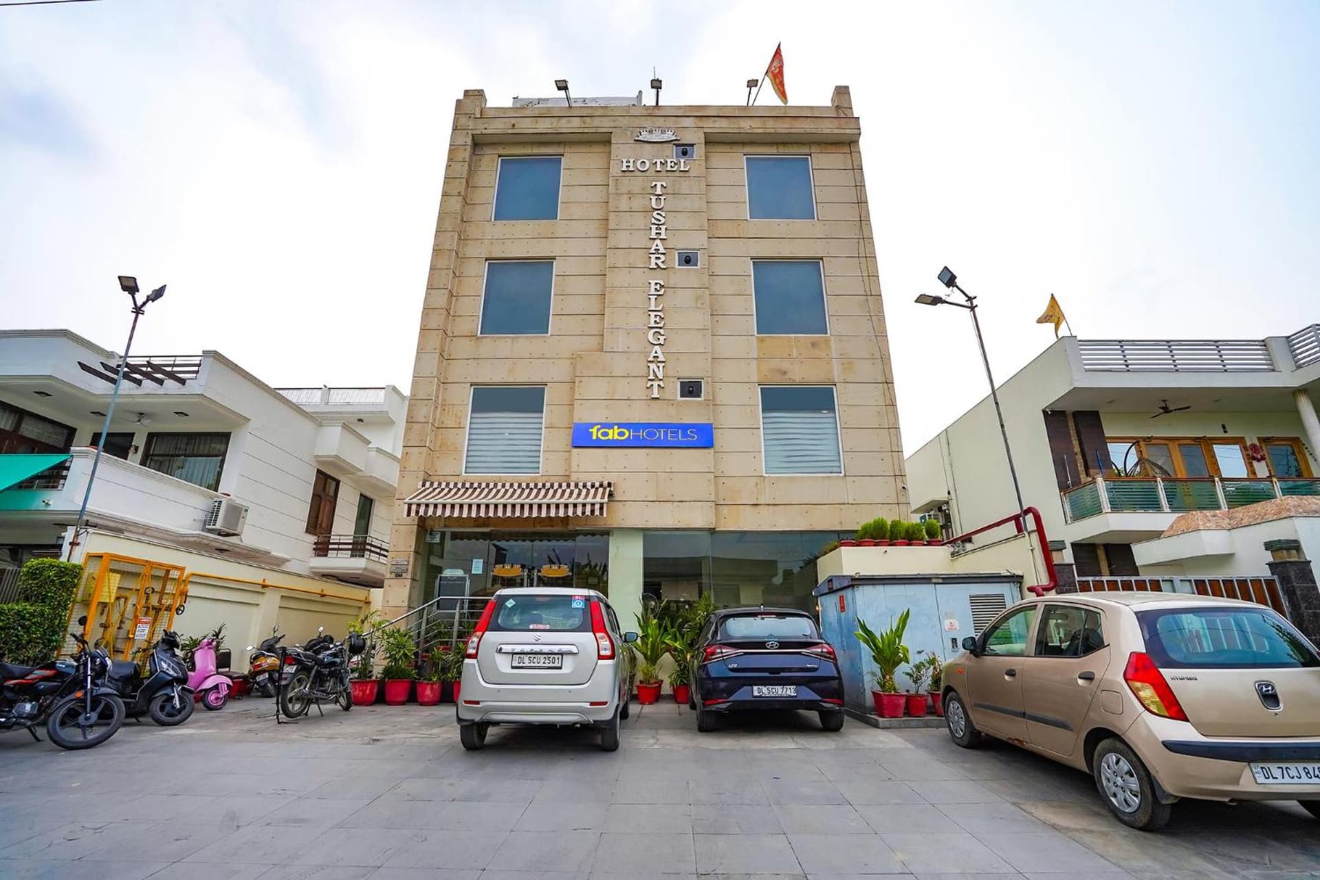 FabHotel Prime Tushar Elegant