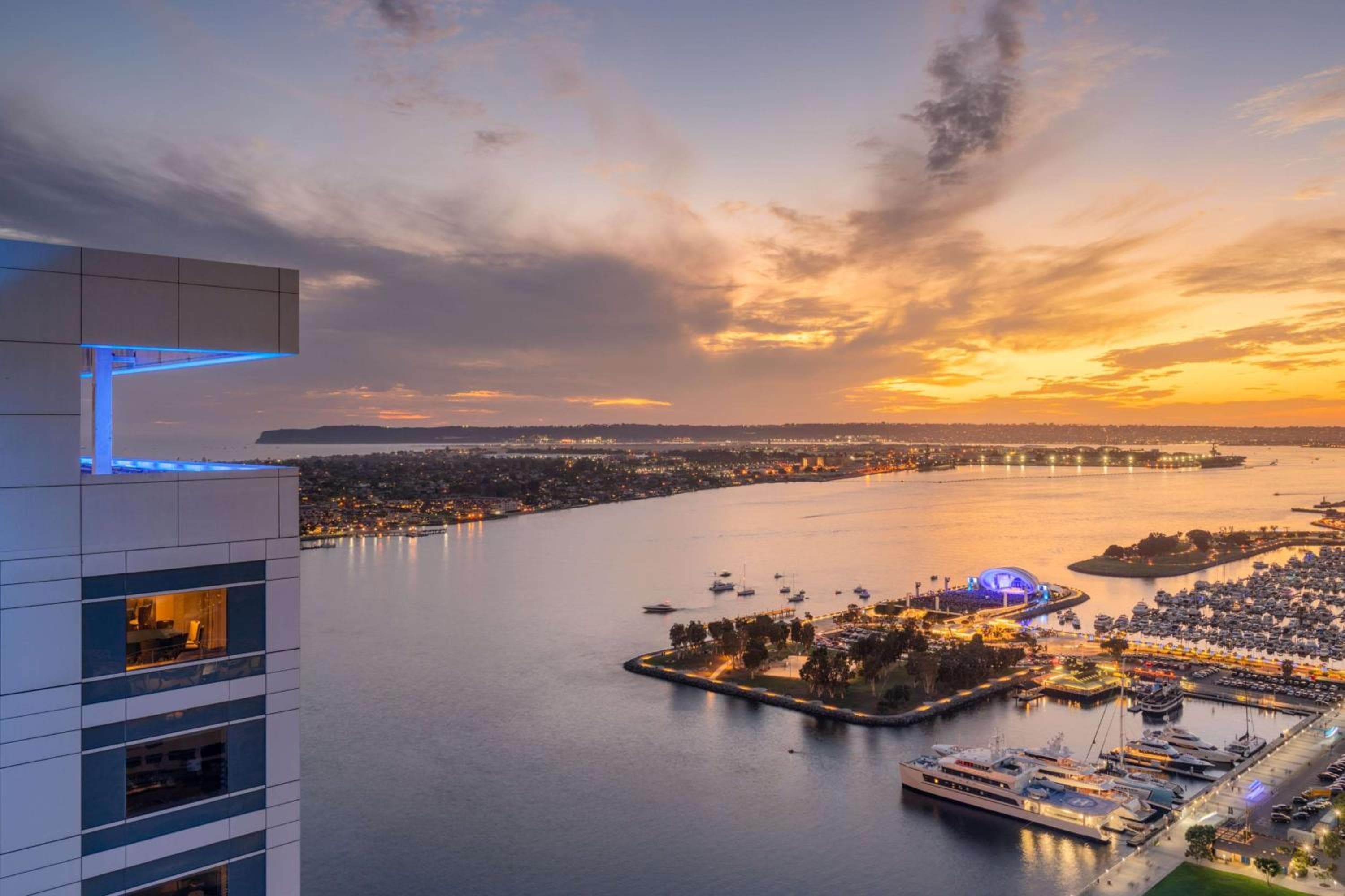 Hilton San Diego Bayfront
