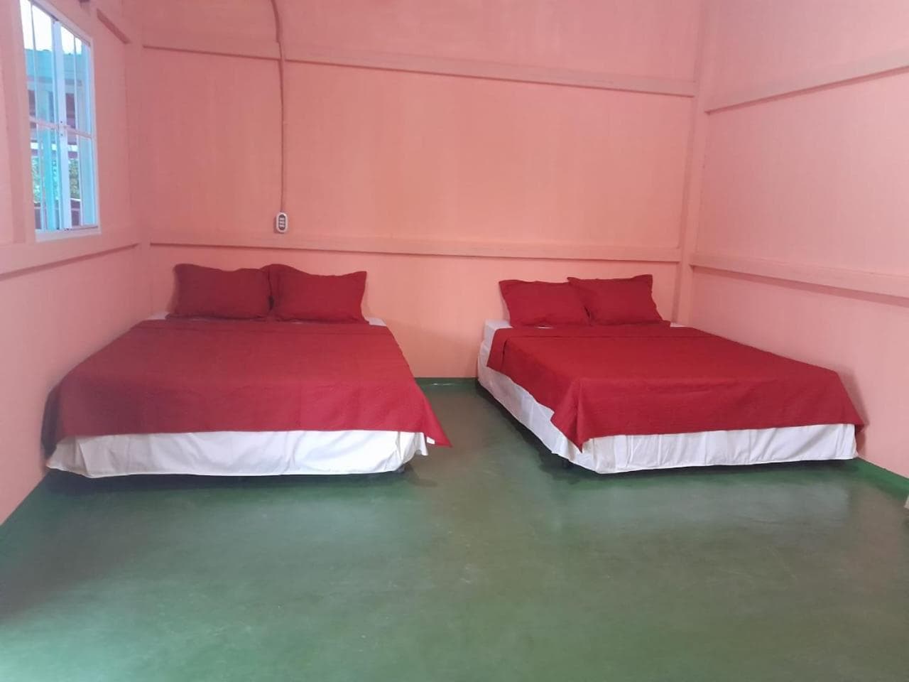 Hostal Adonis