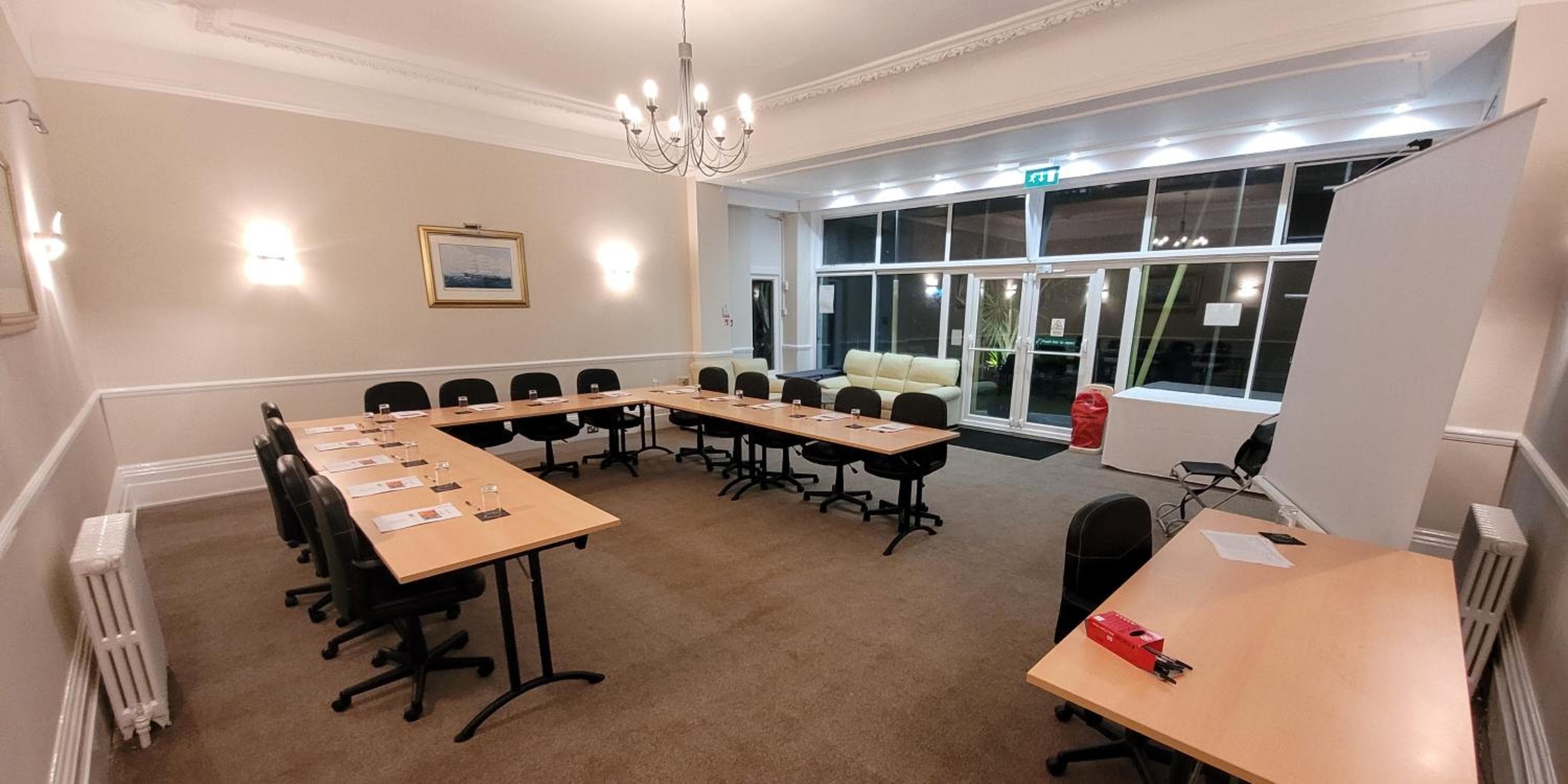 Heathlands Hotel
