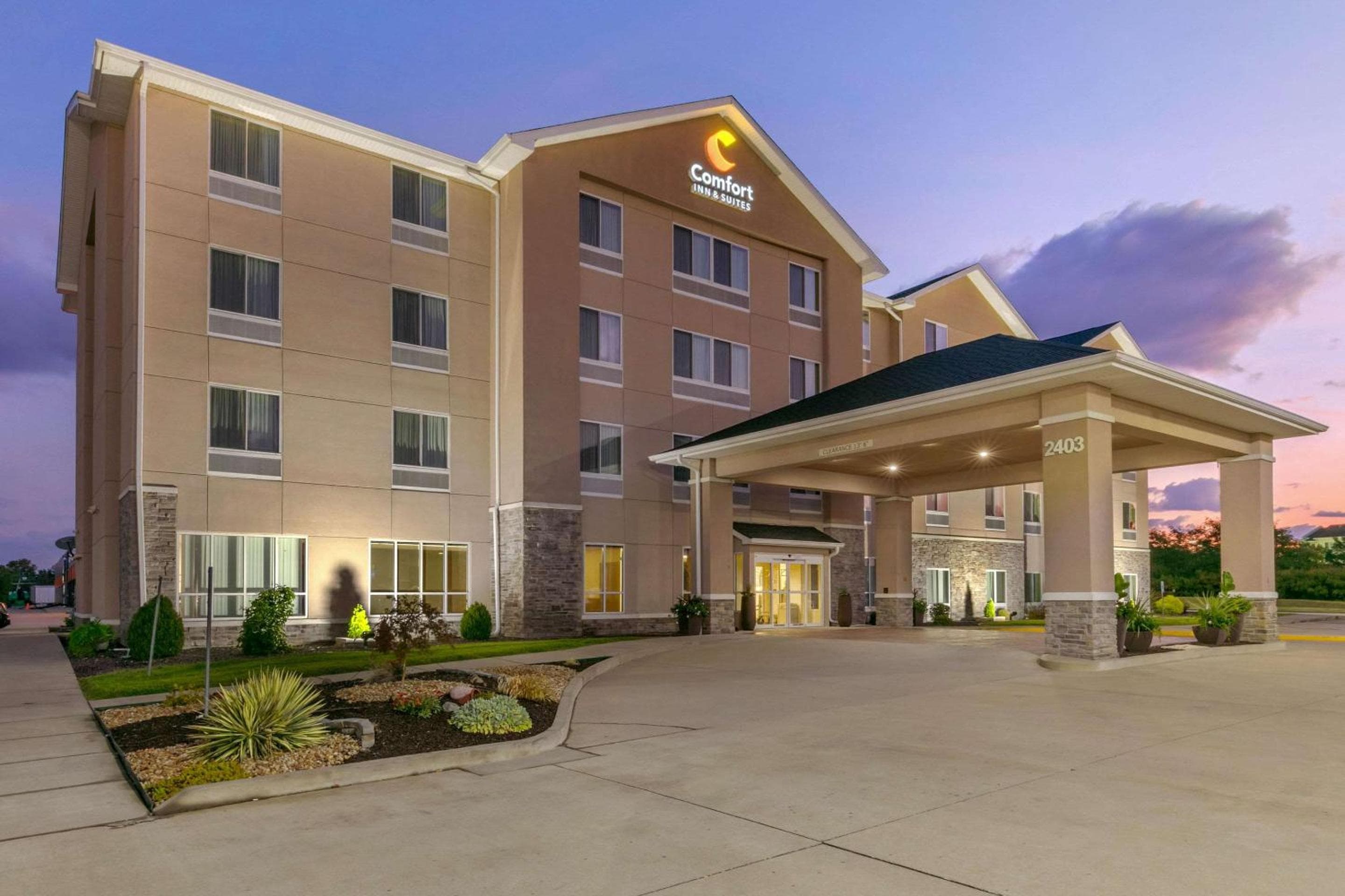 Comfort Inn & Suites Marion I-57