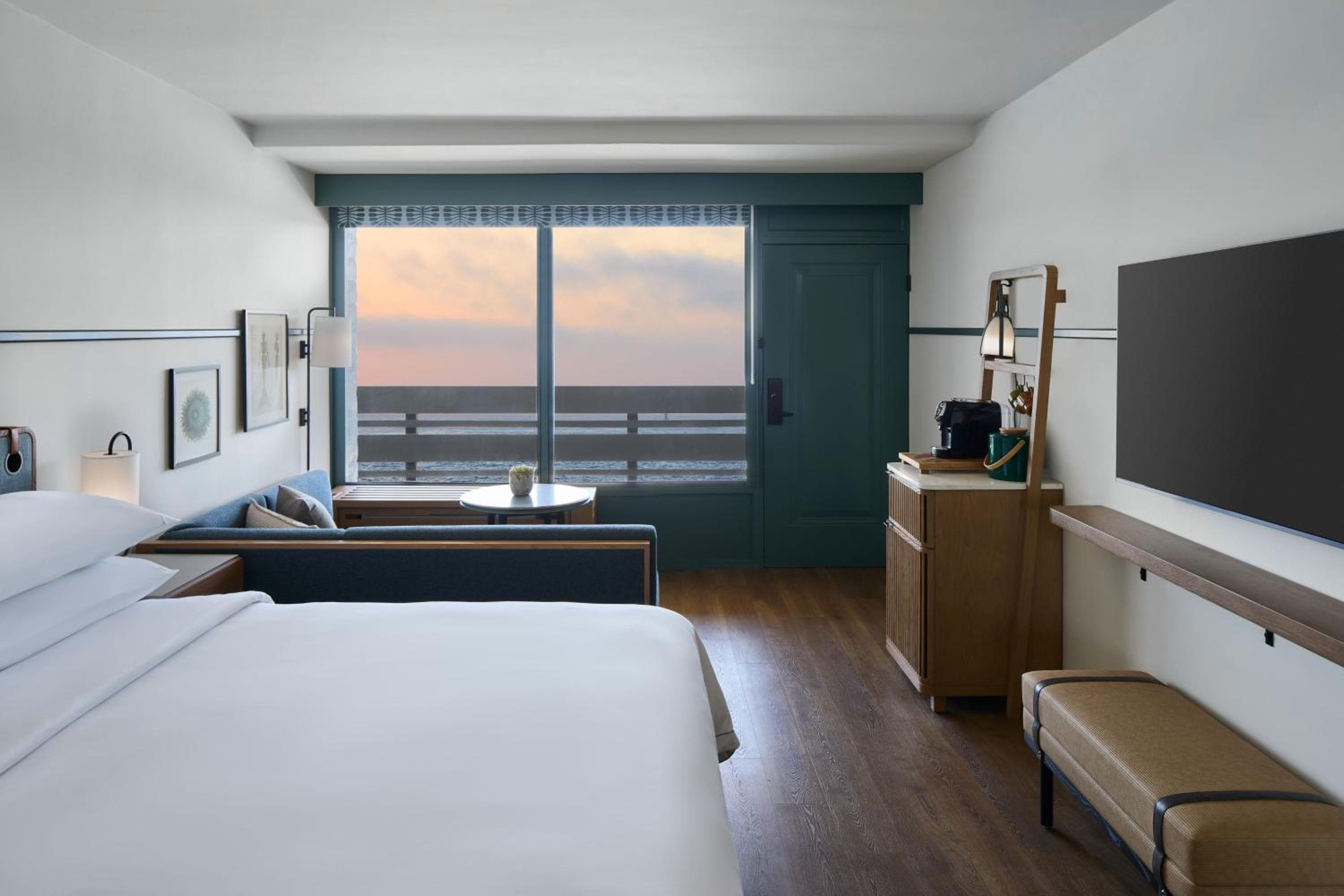 Monterey Beach Hotel, a Tribute Portfolio Hotel