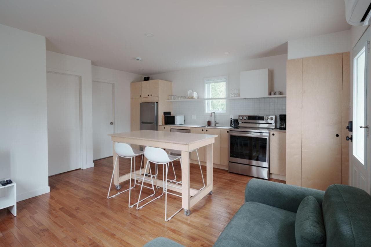 Chalet 1 OST Shefford