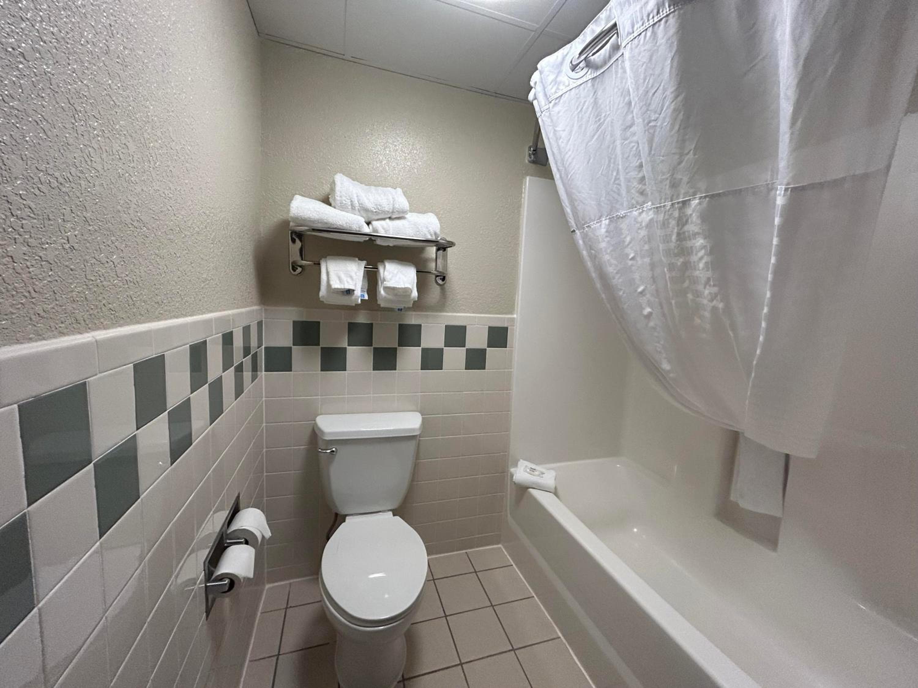 MountainView Lodge and Suites