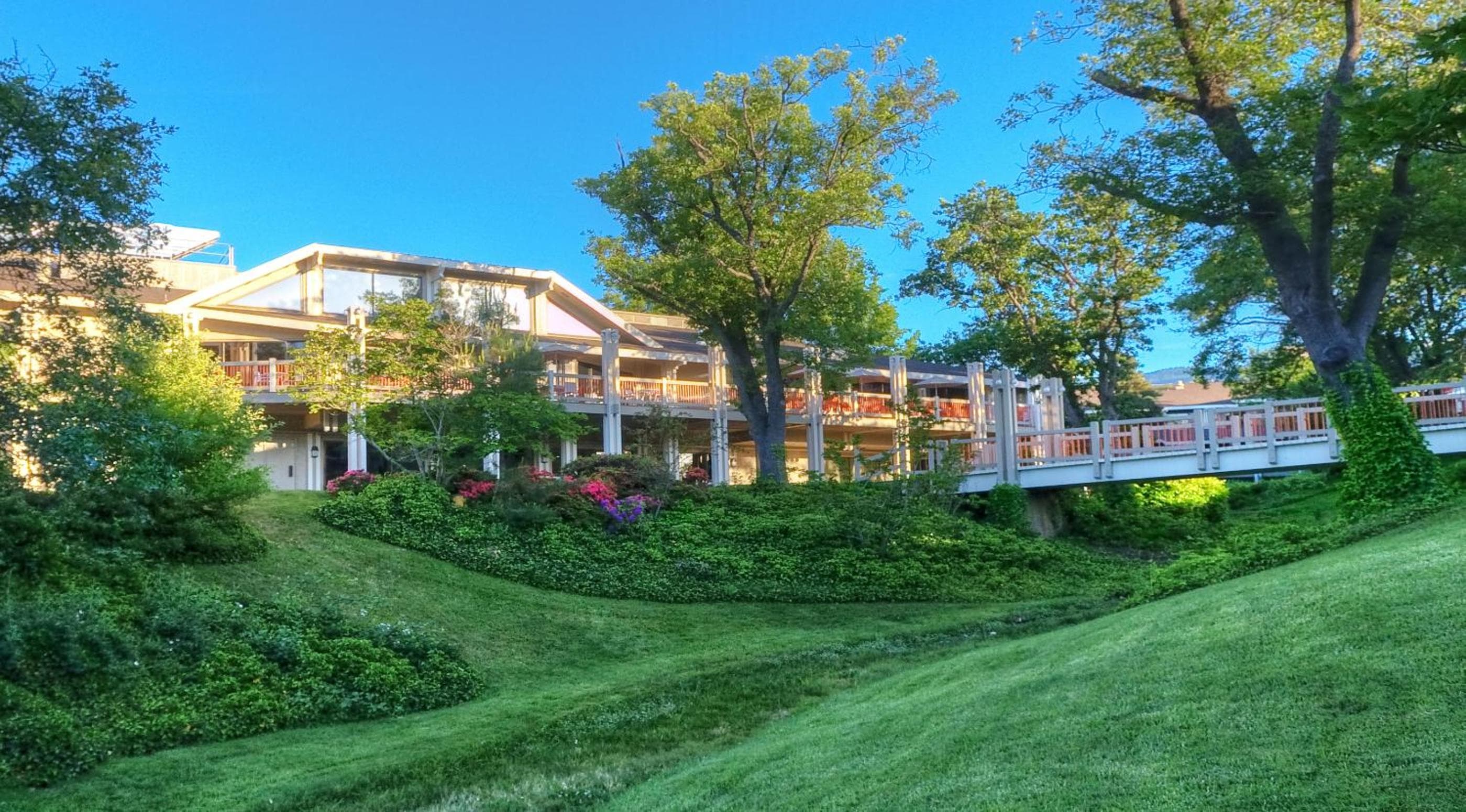 Ashland Hills Hotel & Suites