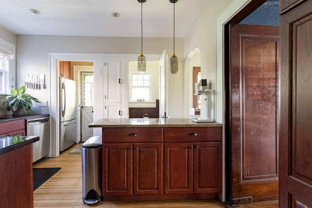 Casa Mono - Contemporary Design meets 1920s Charm close to NYC