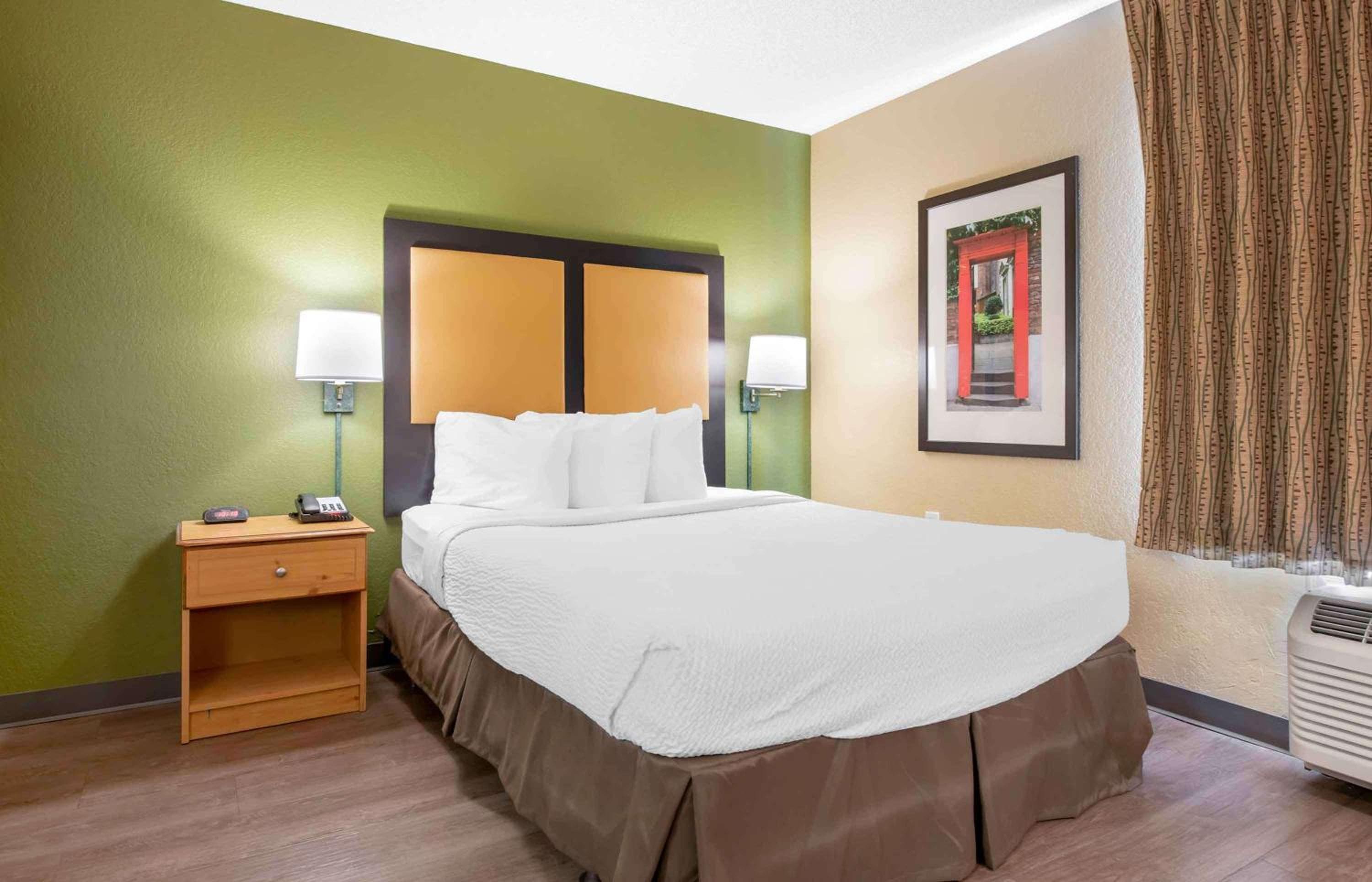 Extended Stay America Select Suites - Jacksonville - Baymeadows