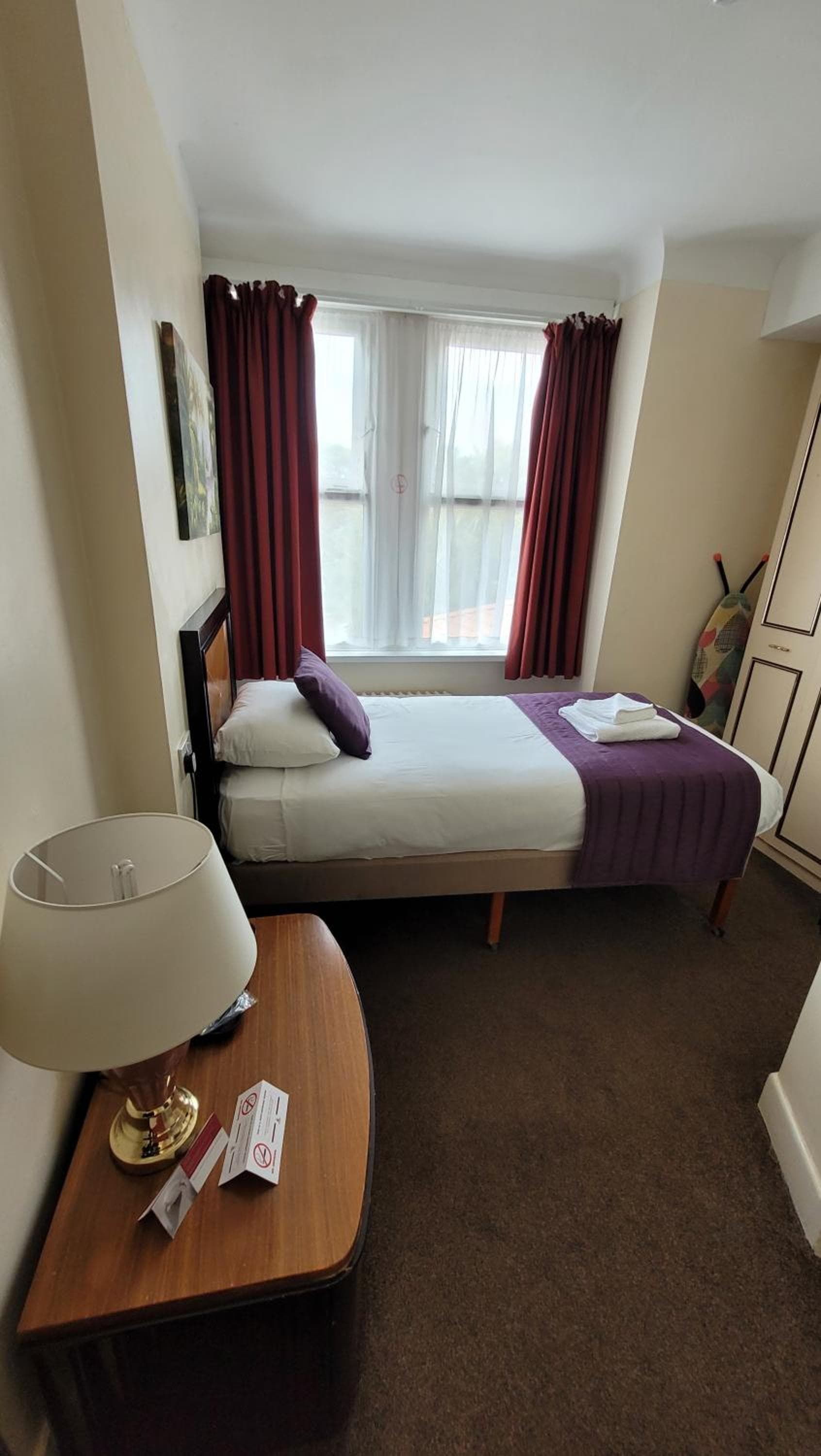 Heathlands Hotel