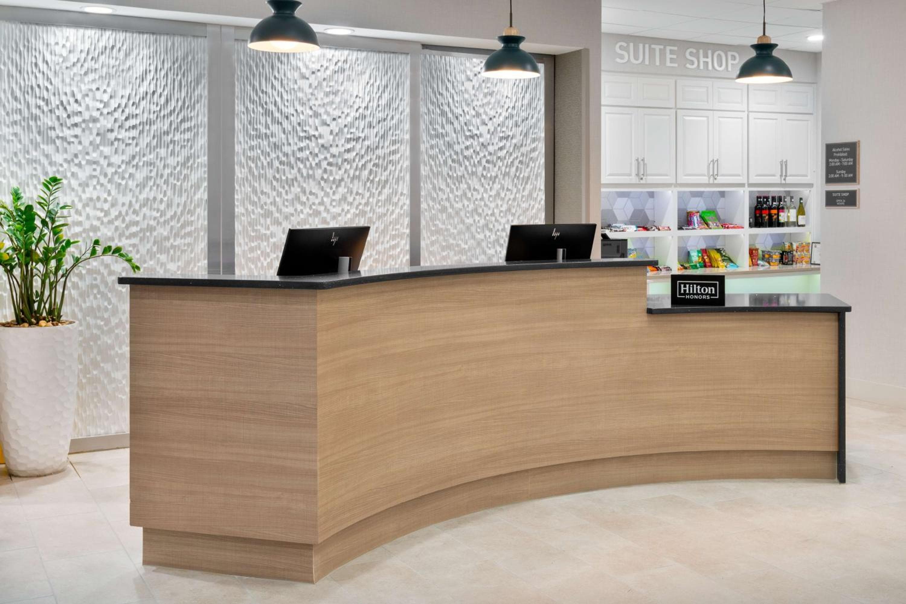 Homewood Suites by Hilton Orlando-Nearest to Universal Studios