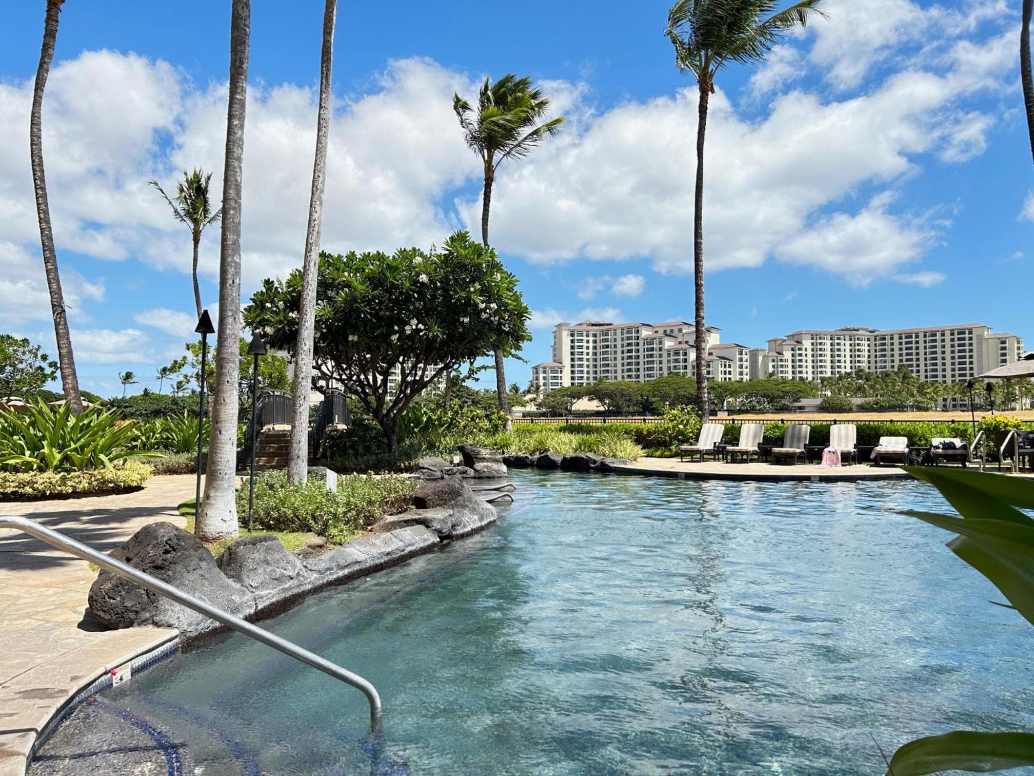Luxury Poolside Oceanview OT512 Ko Olina Beach Villa 2BR 2BA &Free Parking Private Lanai Steps to Lagoon & Disney Aulani