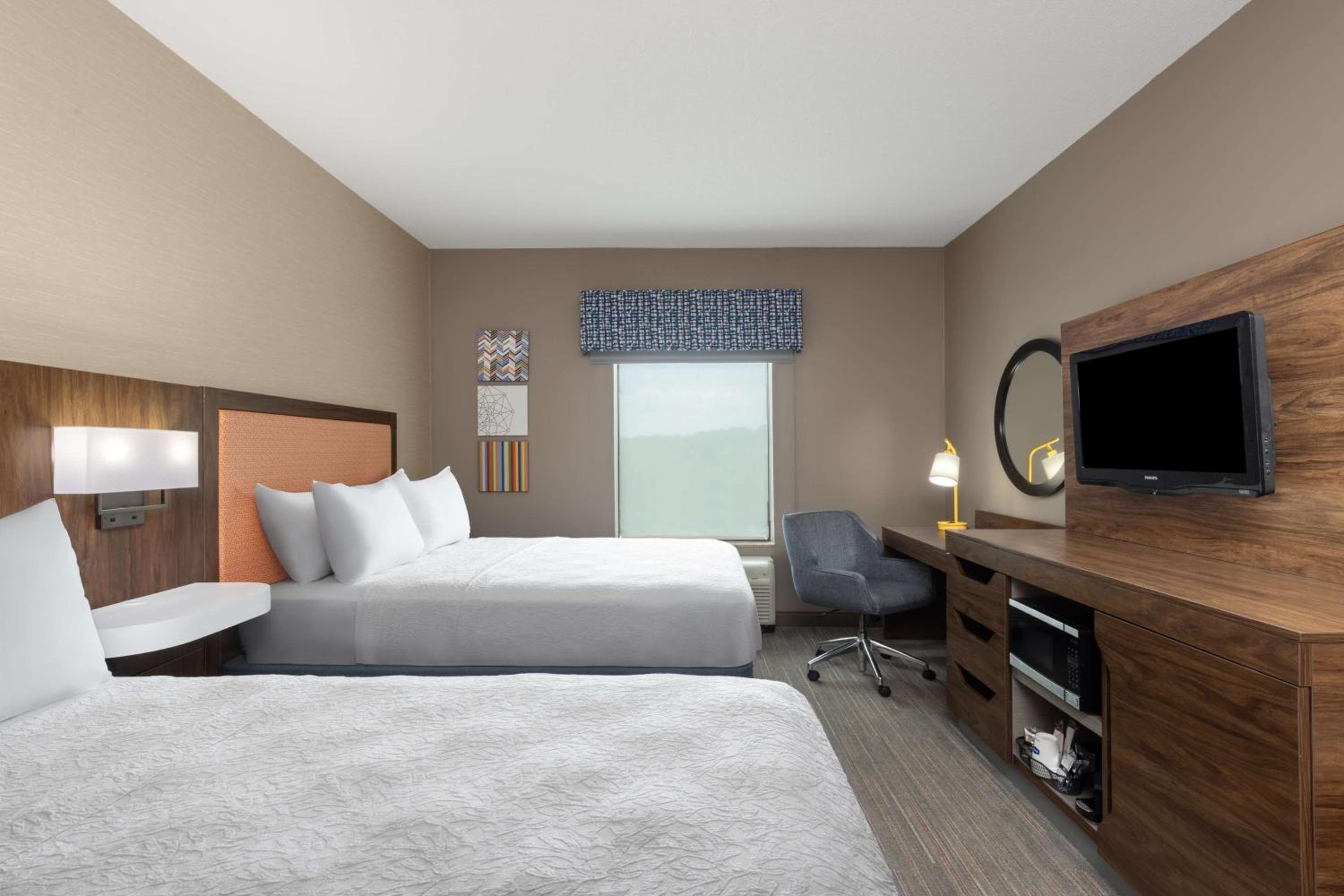 Hampton Inn & Suites Harrisburg