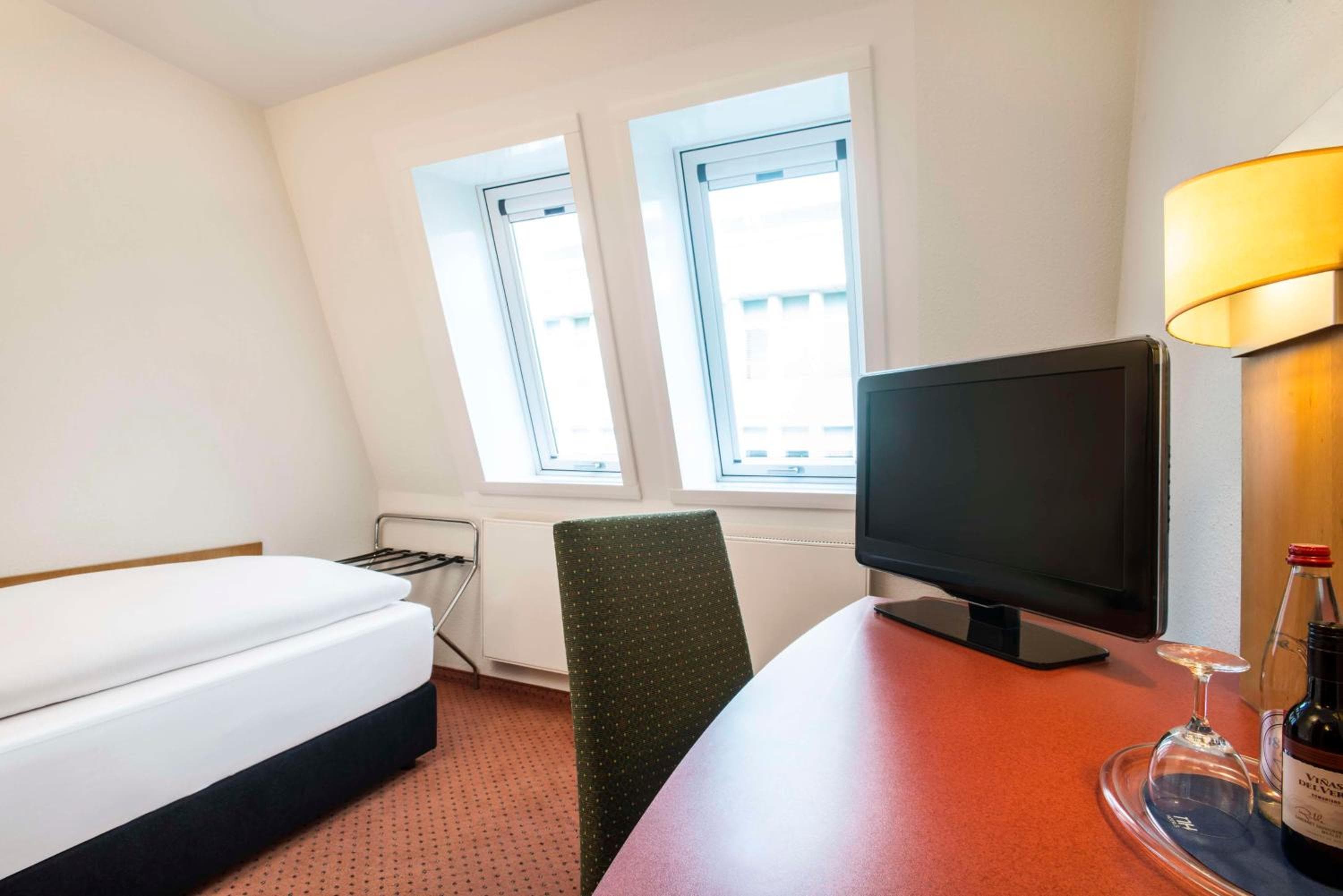 iStay by NH Berlin City Ost Hotel