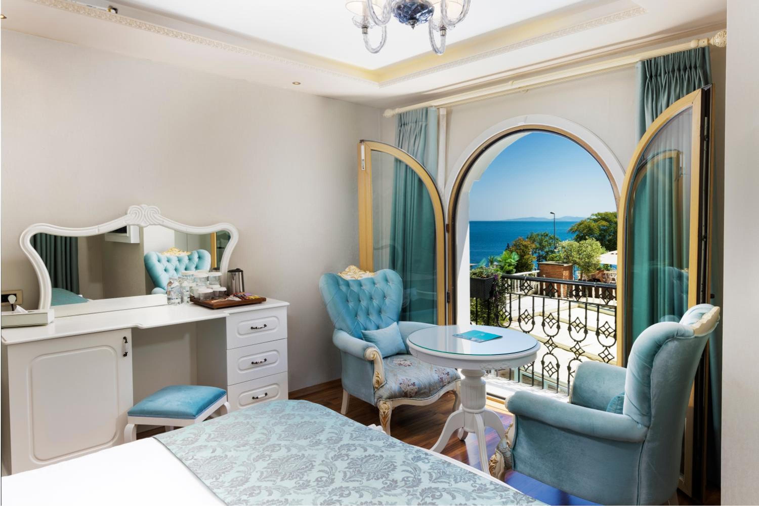 Seven Hills Palace & Spa