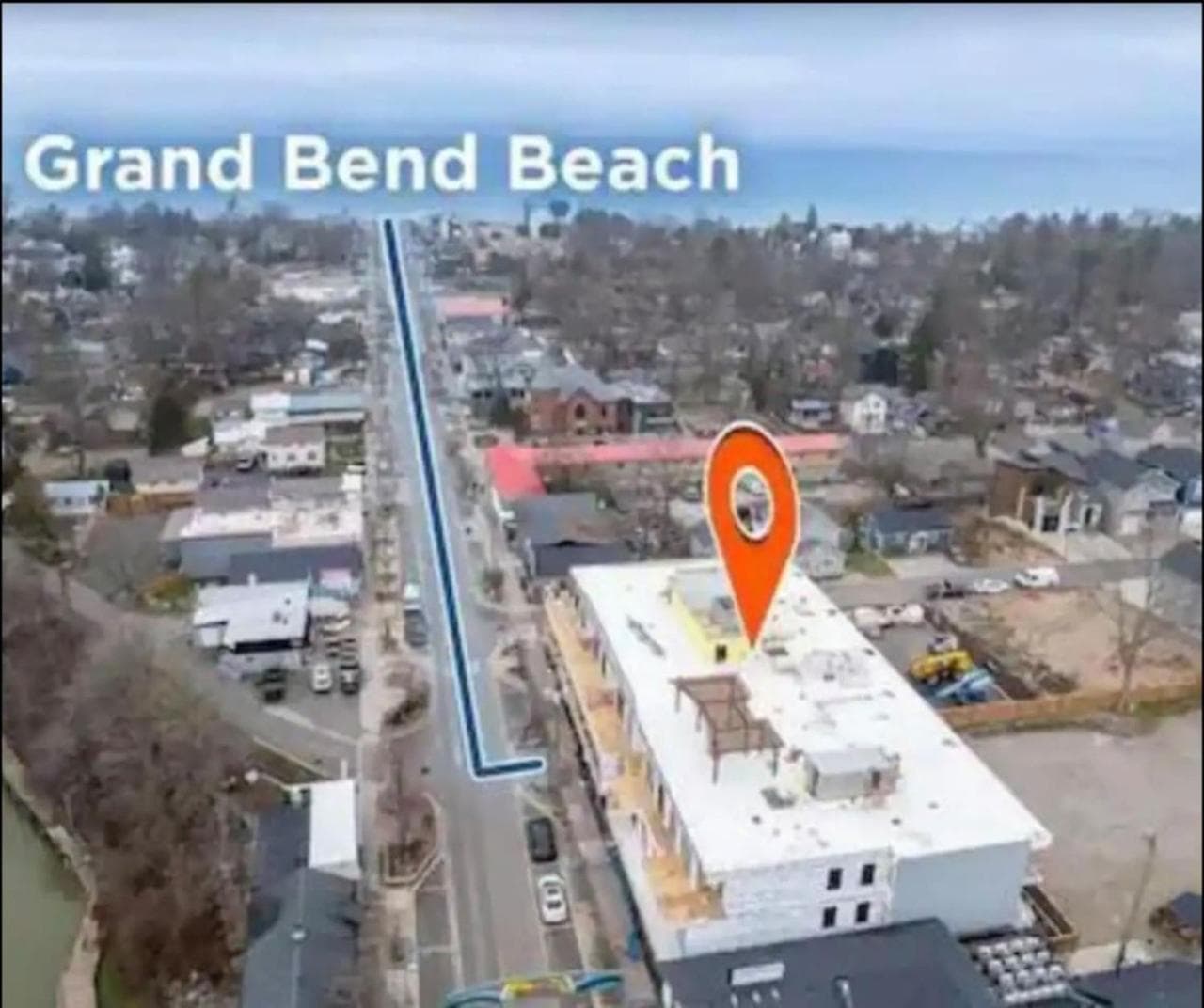 Beachview getaway at the New Carlyle 306 on the Main strip in Grand Bend
