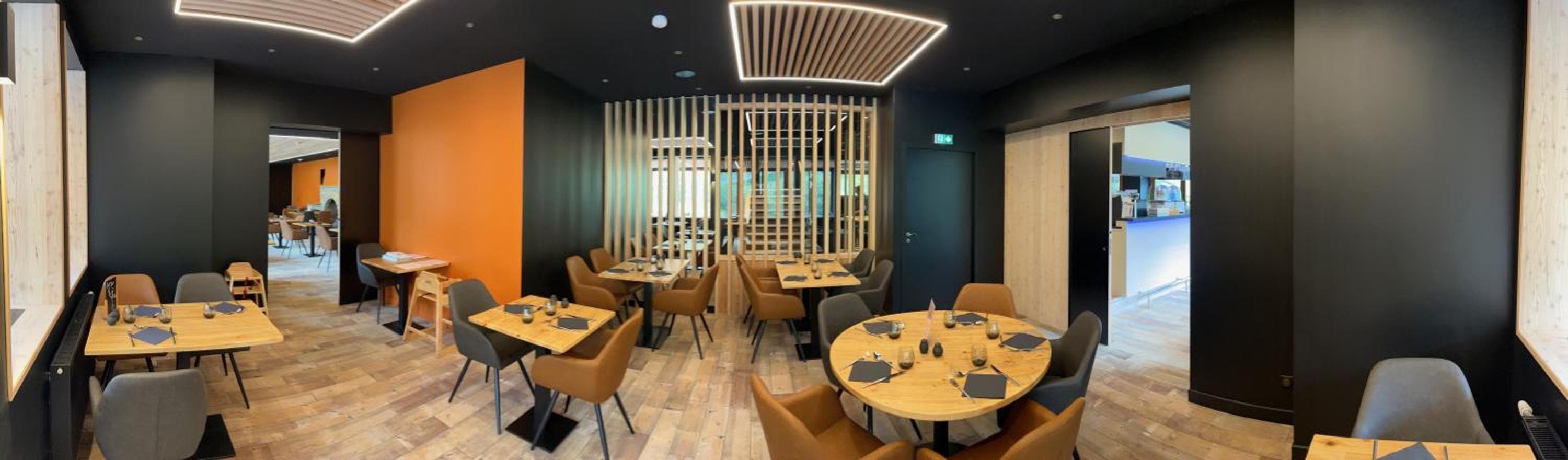 Hôtel du Puy Ferrand , Restaurant La Table de l'Ours