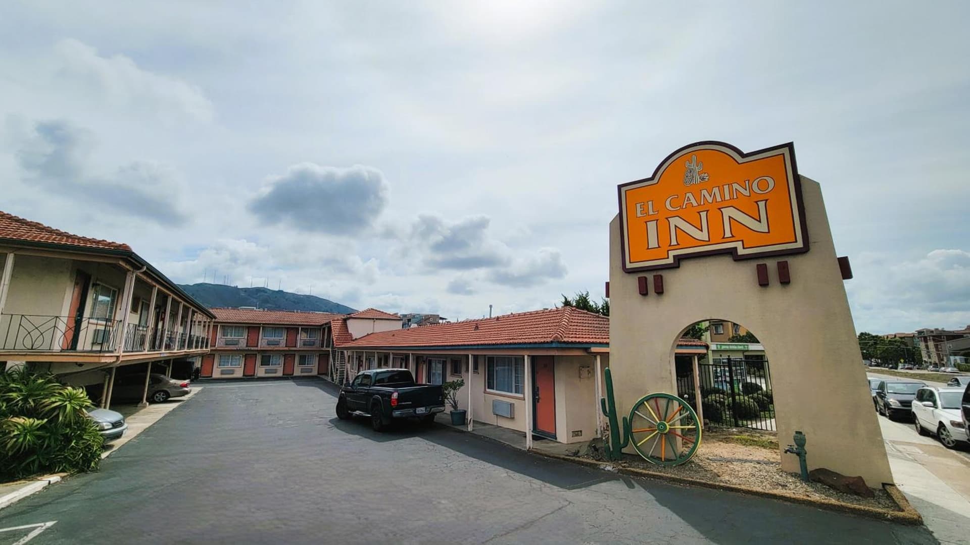 El Camino Inn
