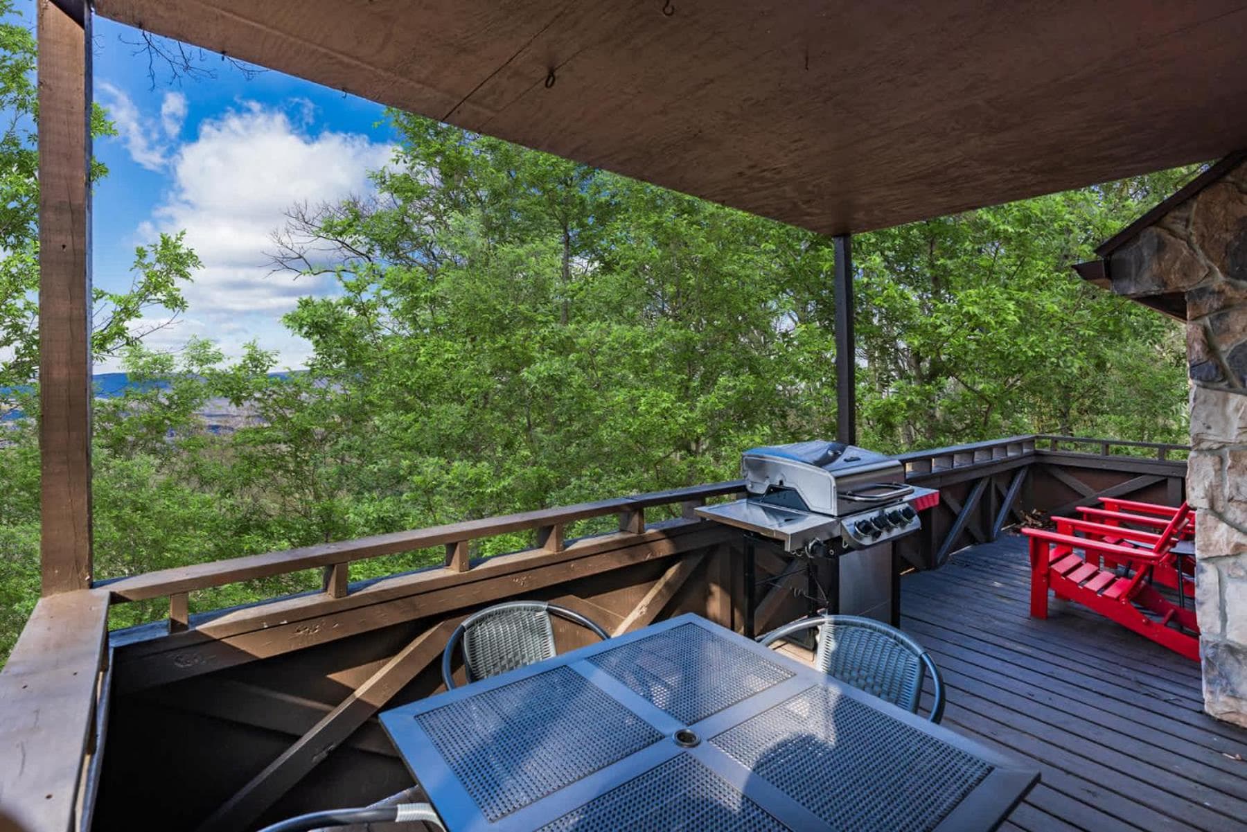 Stone chalet w views & hot tub